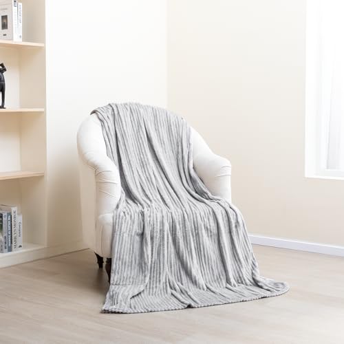 paco-home-kuscheldecke-flauschig-grau-150x200-cm image 7