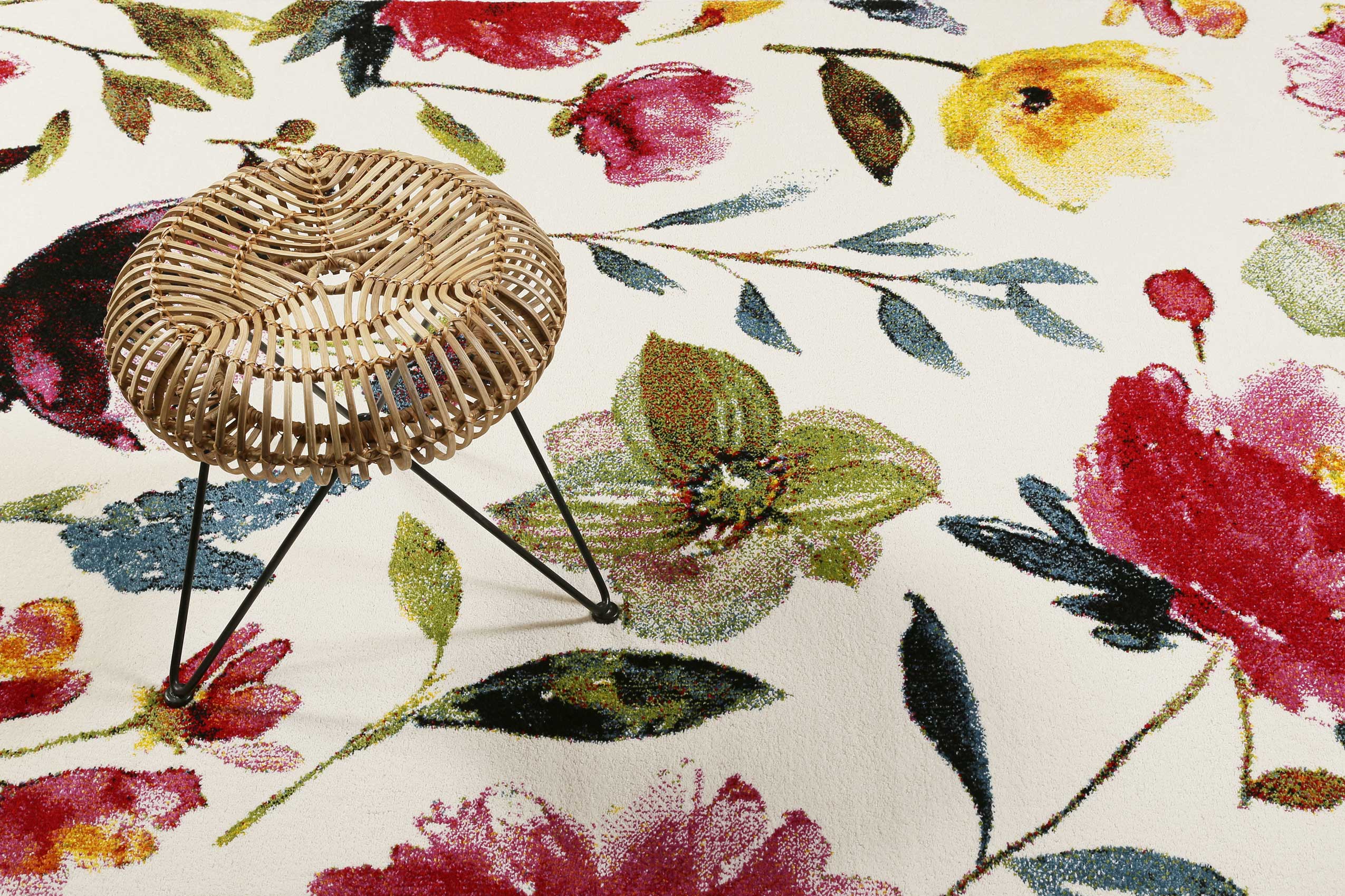 weconhome-summer-breeze-teppich-wei-rot-floral-gewebt image 6