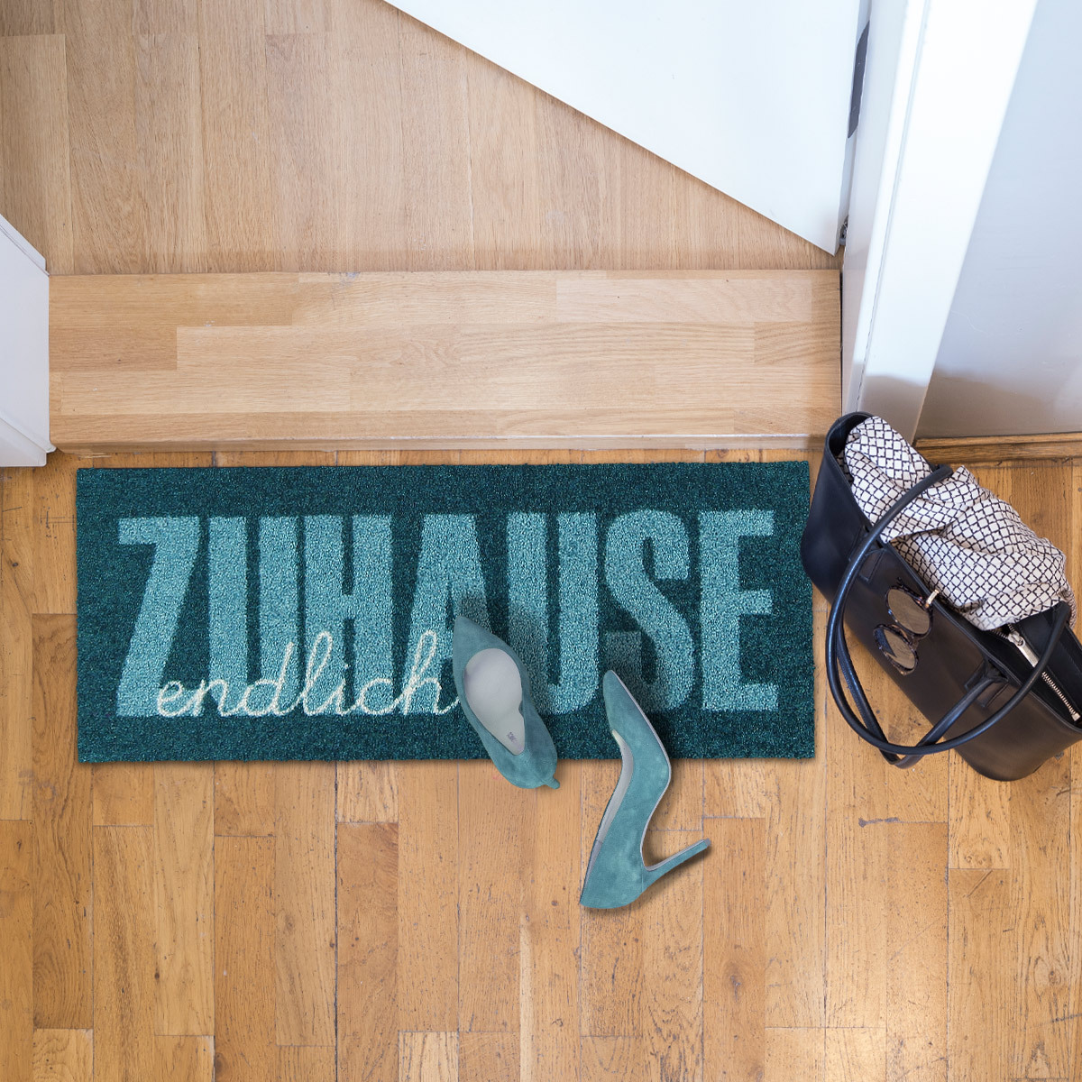 salonloewe-zuhause-type-aqua-eingangsmatte-minimatte-30-x-75-cm image 2