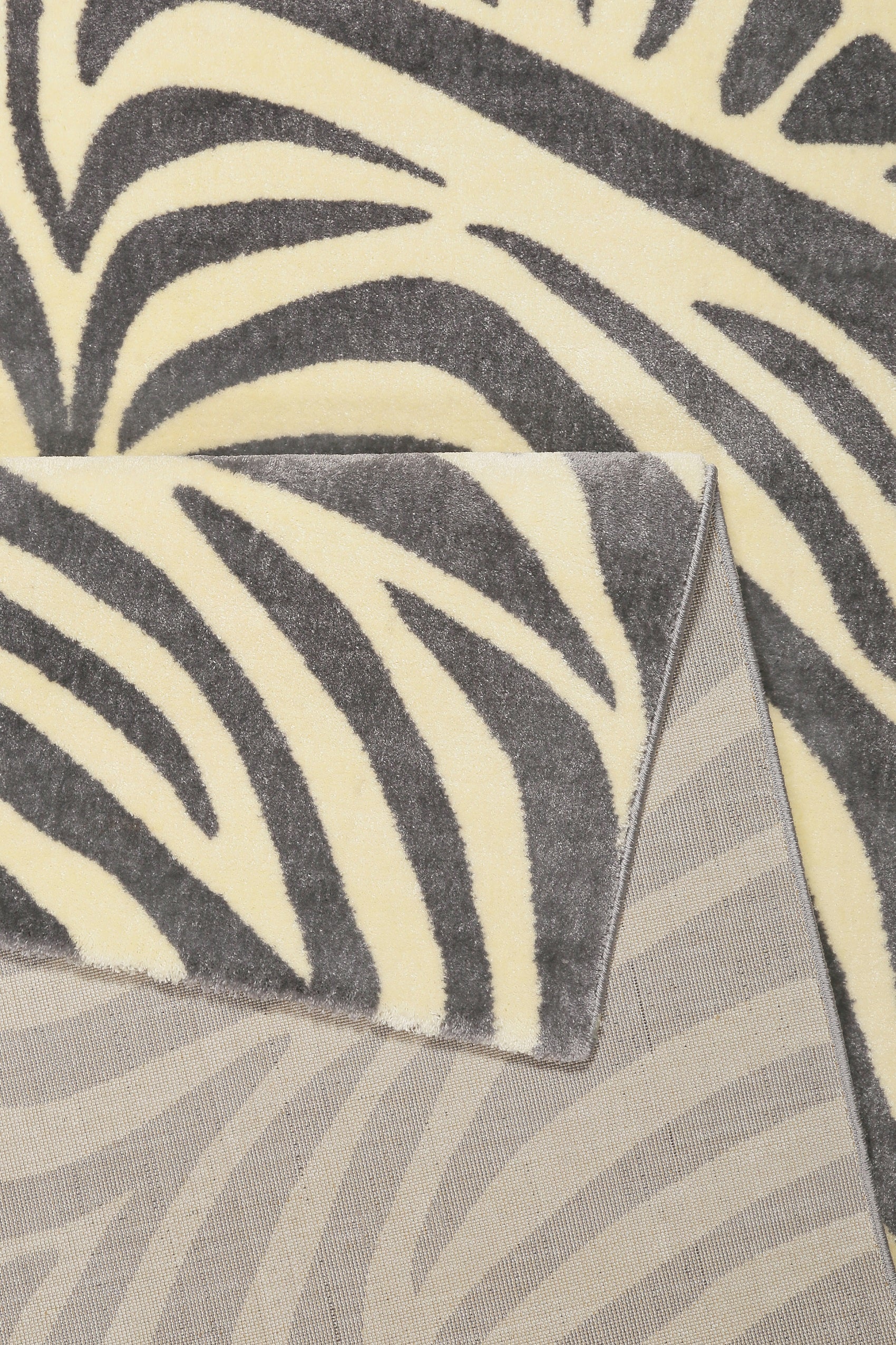 weconhome-zebra-kurzflor-teppich-grau-creme-webteppich image 3