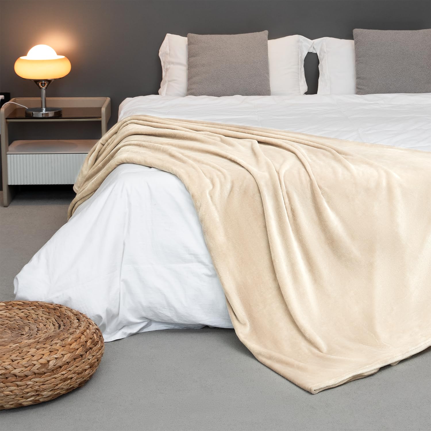 paco-home-kuscheldecke-fleecedecke-uni-150x200-cm-camel image 4