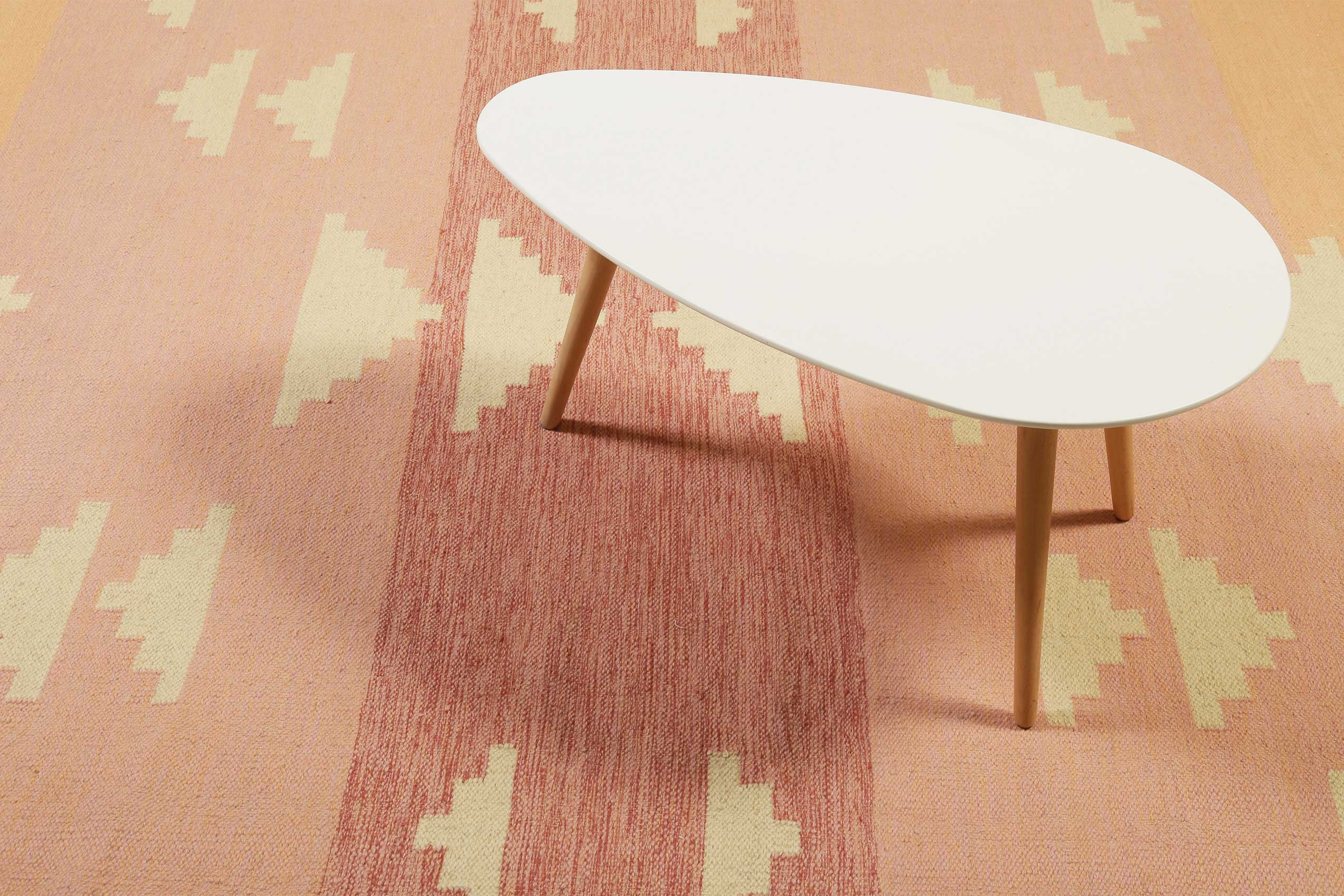 green-looop-soleil-kelim-teppich-rosa-meliert-wolle-handgewebt image 7