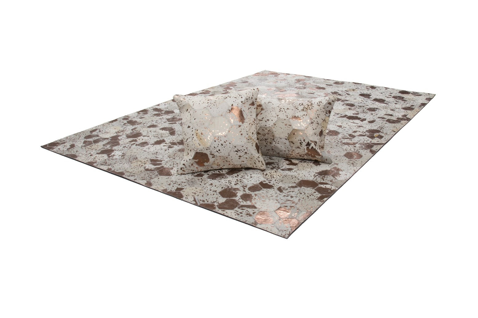 kayoom-spark-pillow-210-lederkissen-handgefertigtes-unikat-aus-edlem-leder-pfleg image 2
