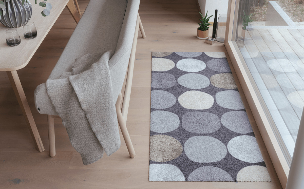 salonloewe-blossom-hopper-blue-45-x-70-cm-design-matte image 1