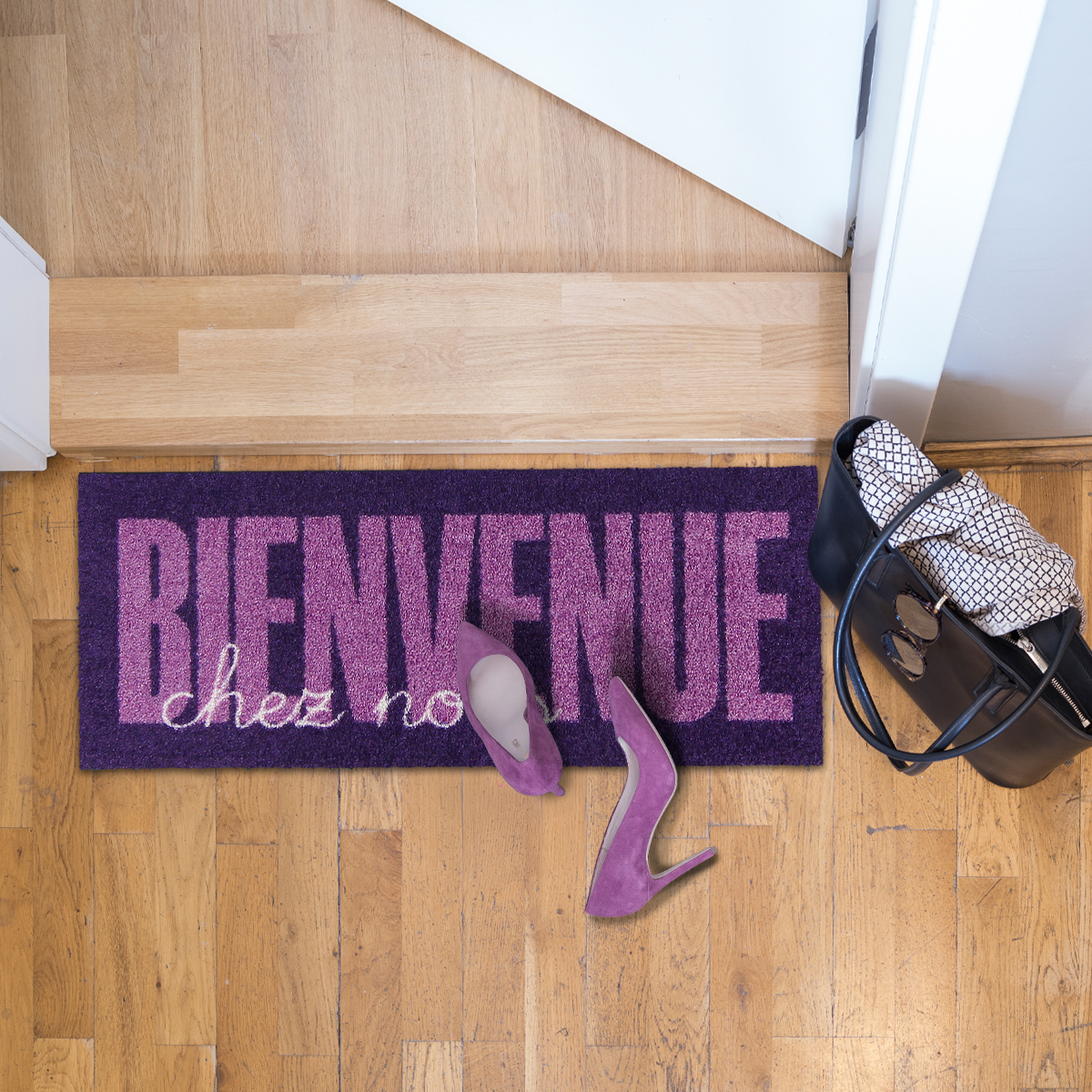 salonloewe-bienvenue-type-violet-minimatte-30-x-75-cm image 3