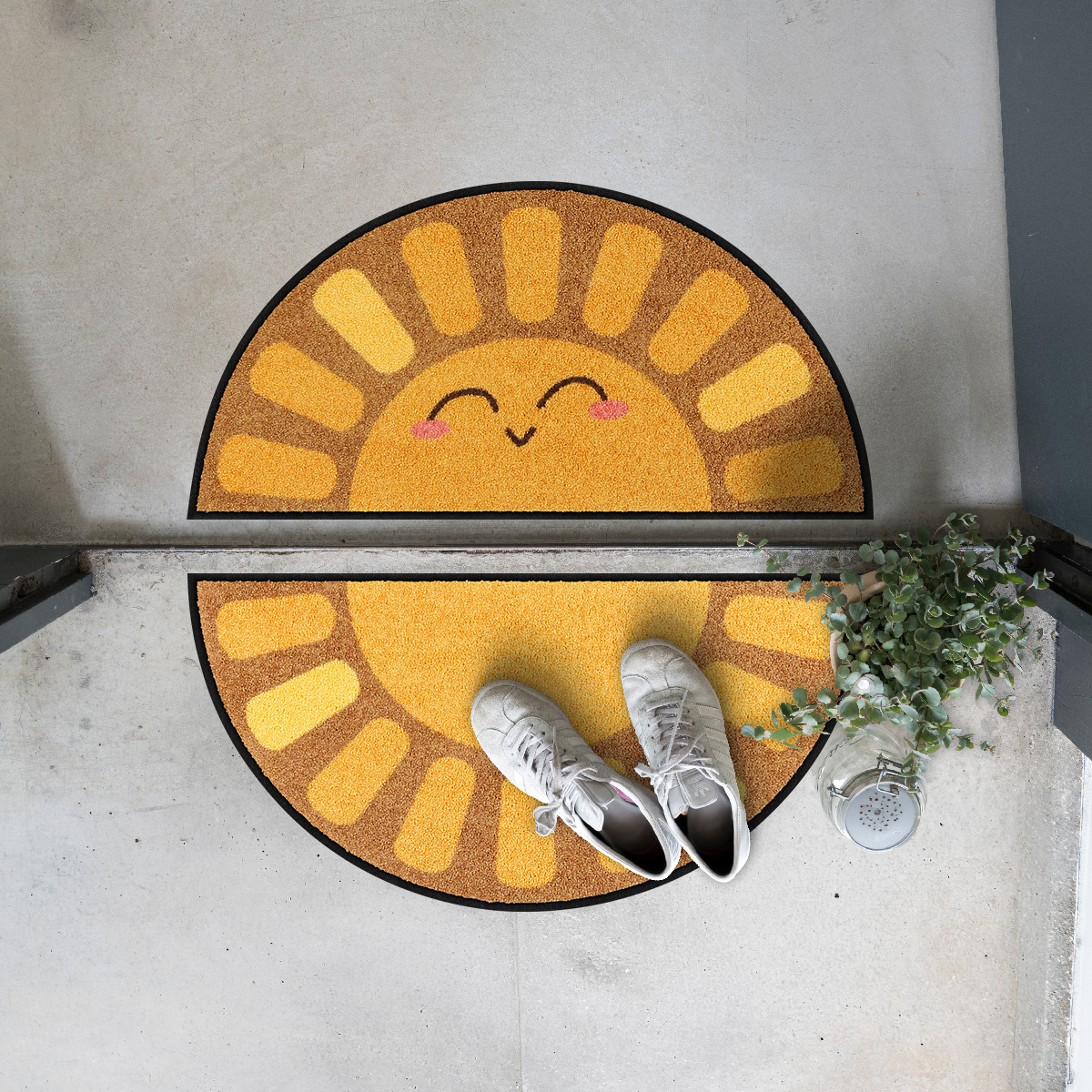 salonloewe-sun-smile-sonderform-42-x-85-cm-fu-matte-mit-fr-hlichem-design image 2