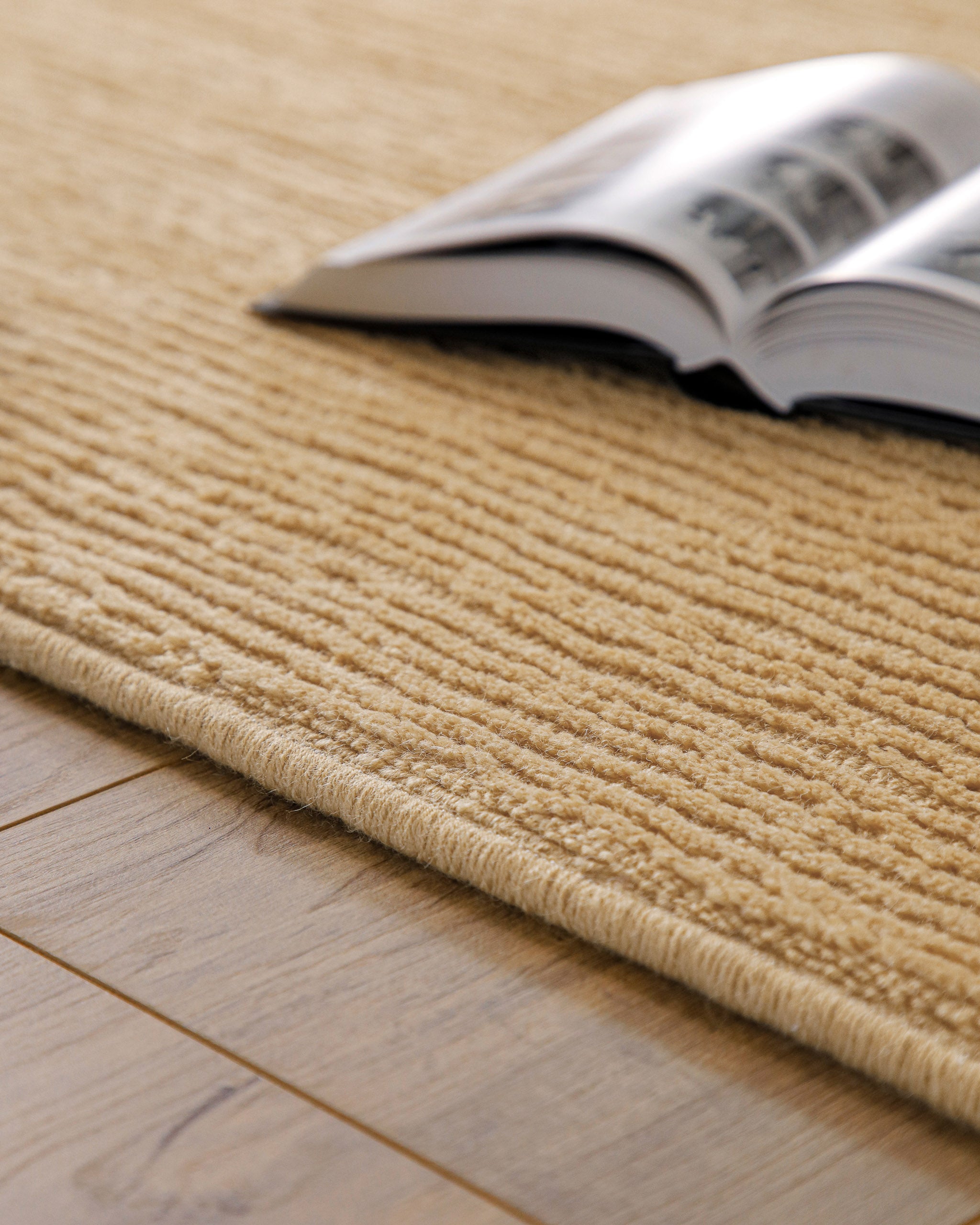 weconhome-castello-one-kurzflor-teppich-schurwolle-sand-beige image 7