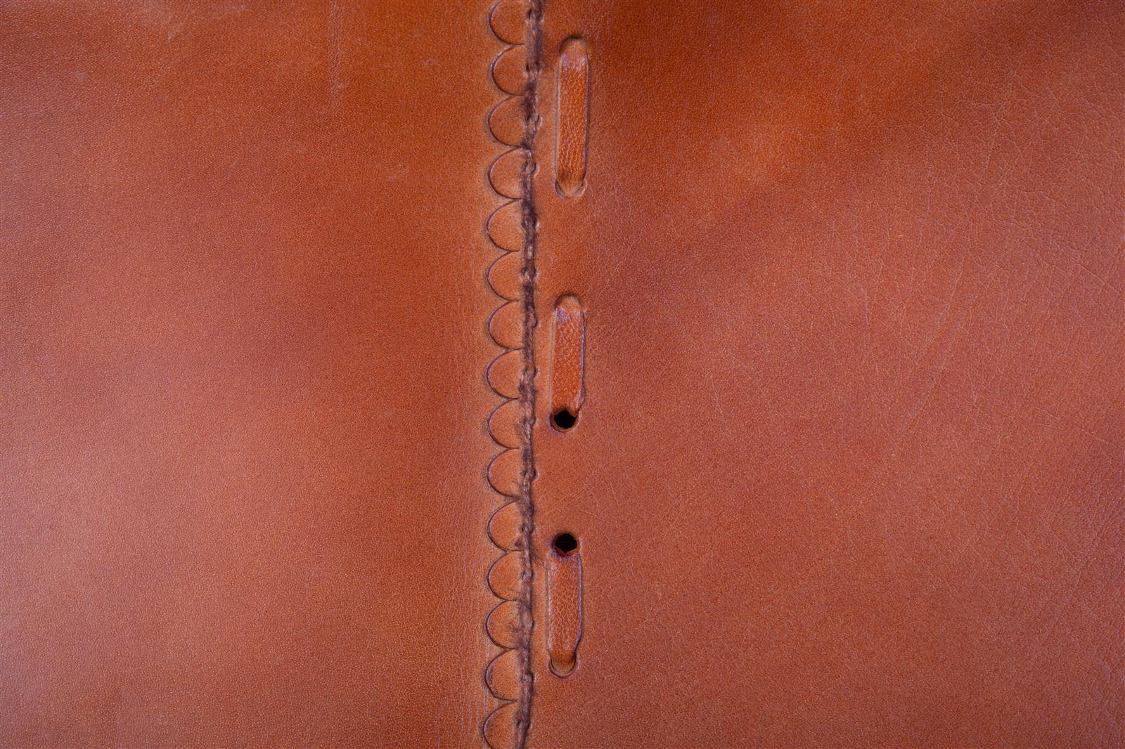 kayoom-schmetterling-stuhl-juan-handgemachter-lederstuhl-mit-karo-muster-morriso image 5