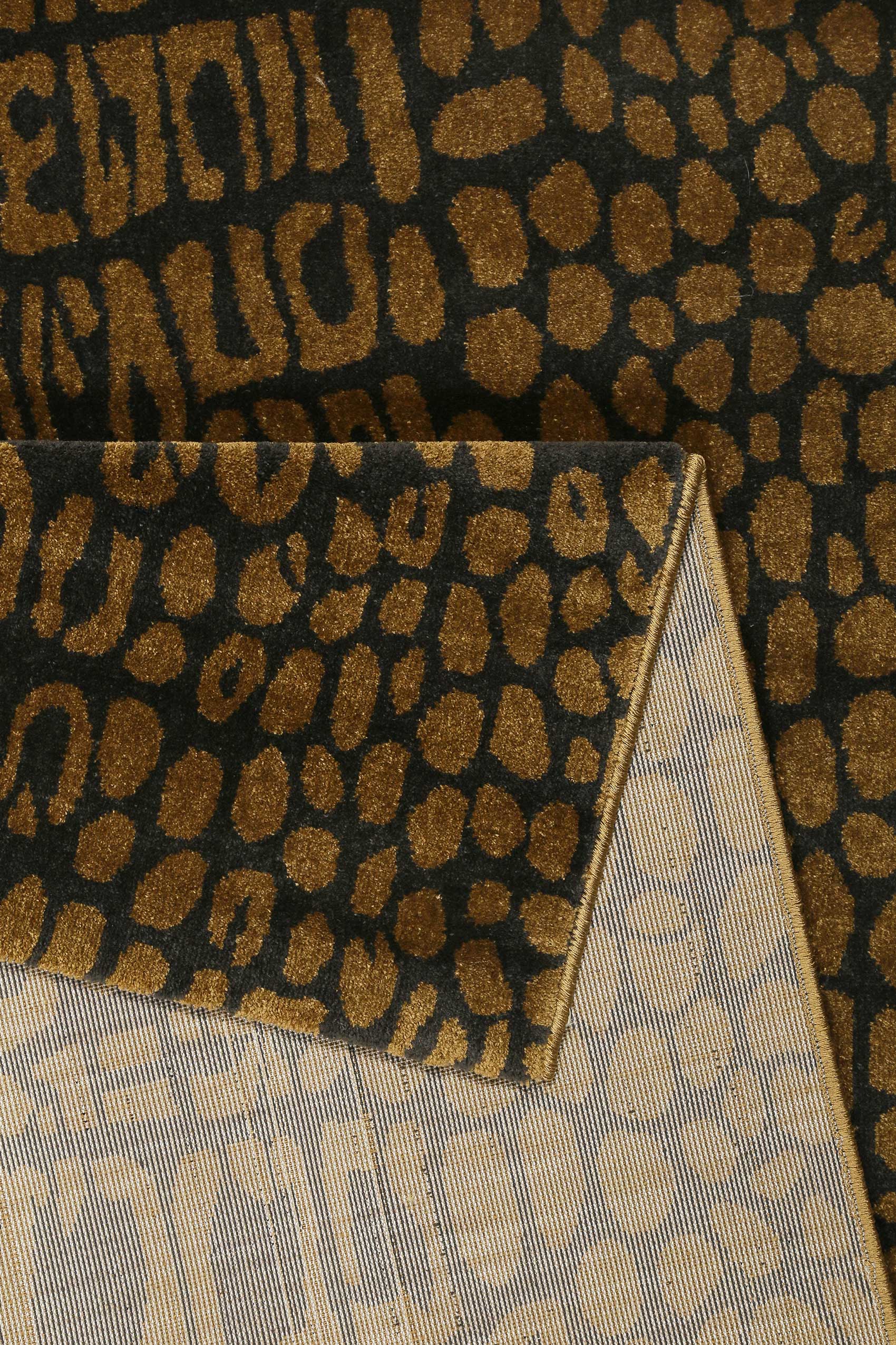 weconhome-croco-teppich-animal-print-messing-braun-eckig image 3