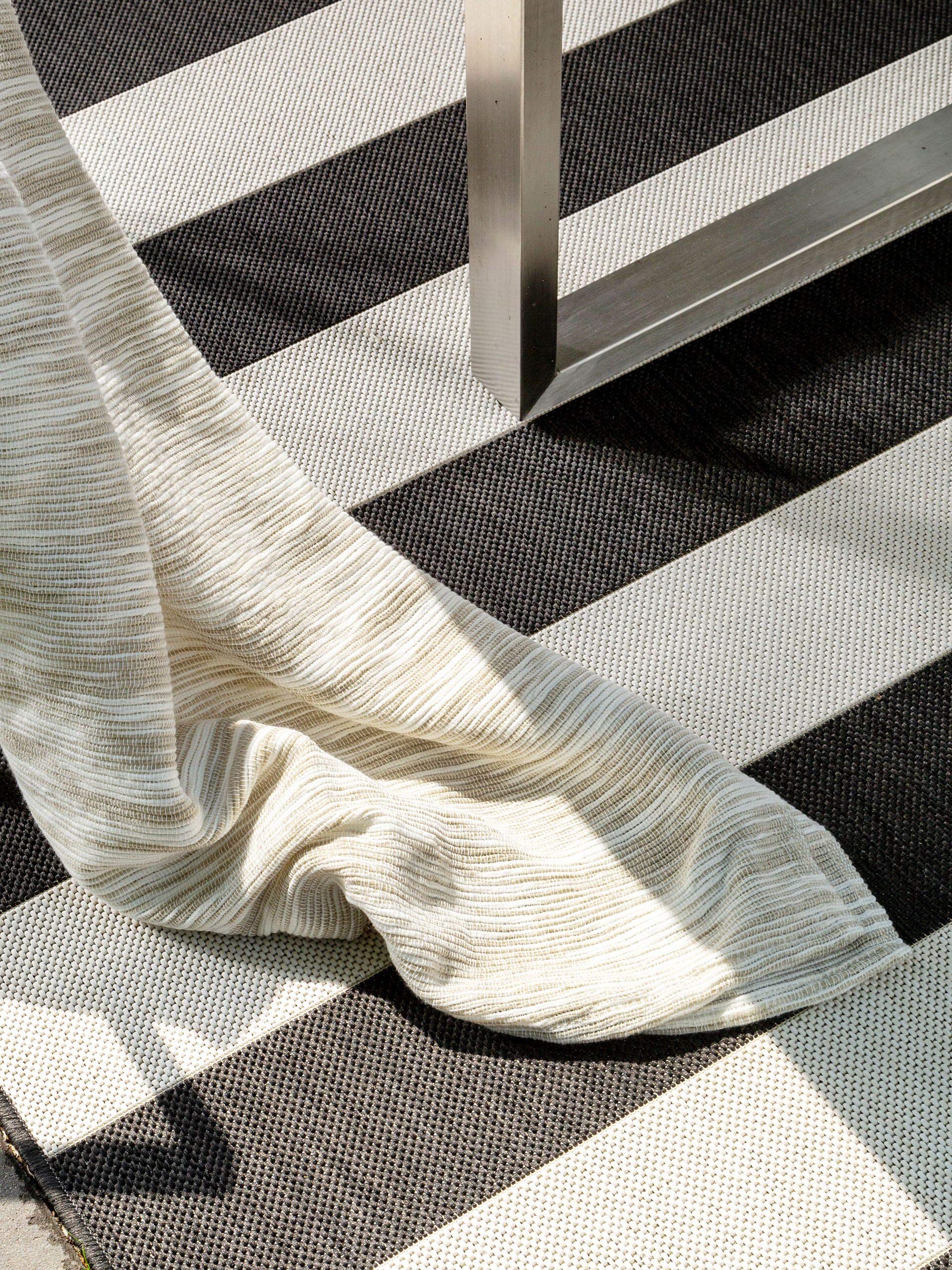 benuta-plus-metro-in-outdoor-teppich-schwarz-140x200-cm image 3