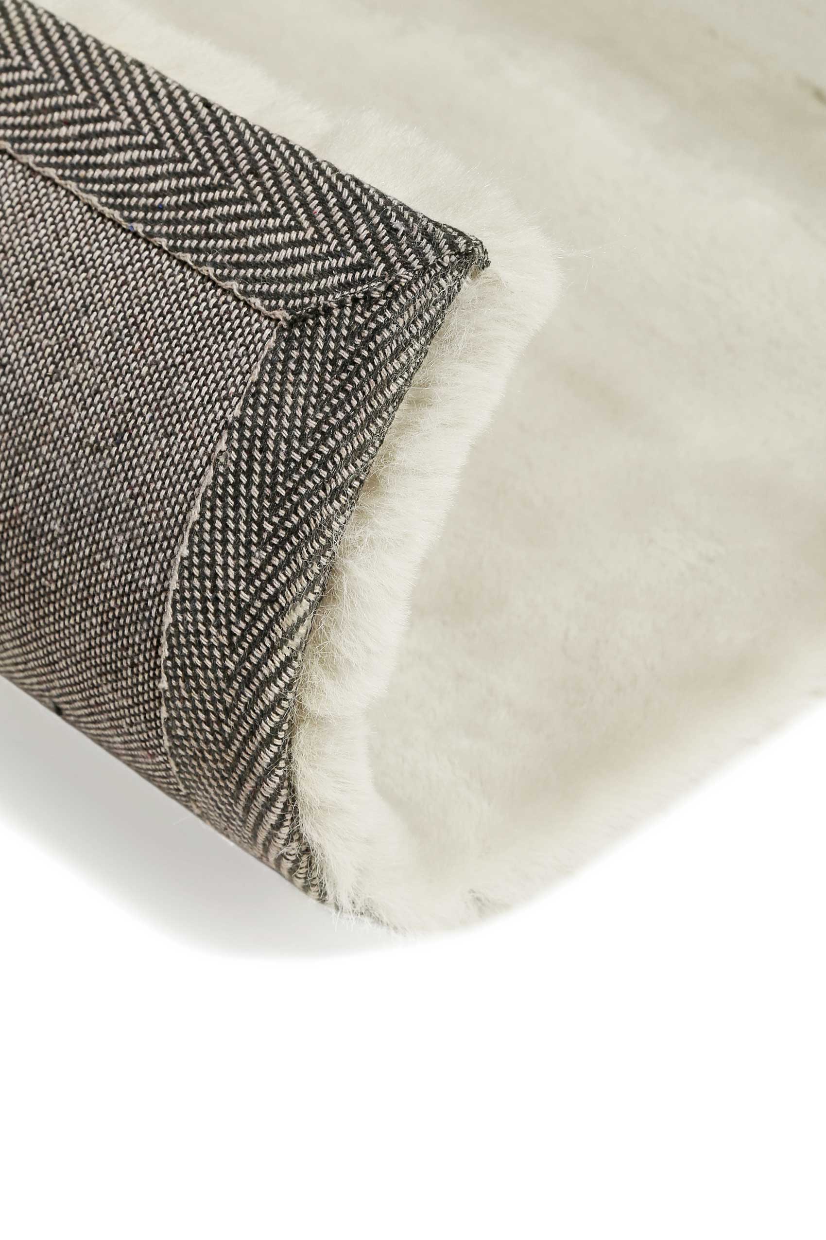weconhome-basics-anna-kunstfell-teppich-creme-beige-flauschiger-hochflor-aus-100 image 7