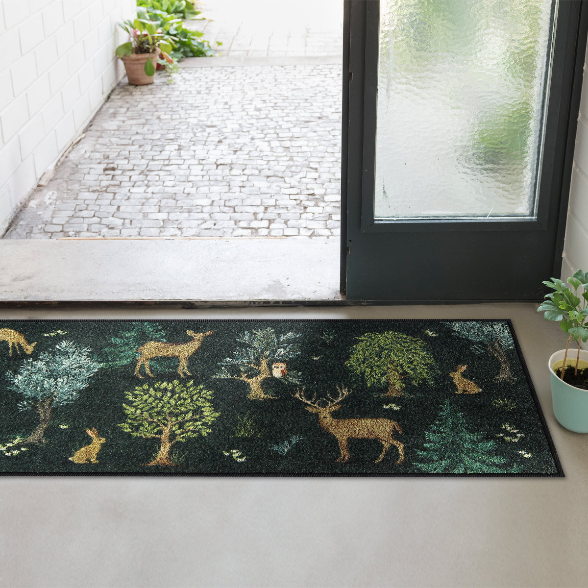 salonloewe-forest-moments-l-ufer-50-x-120-cm-landhaus-stil-mit-blumenmotiv-schmu image 2