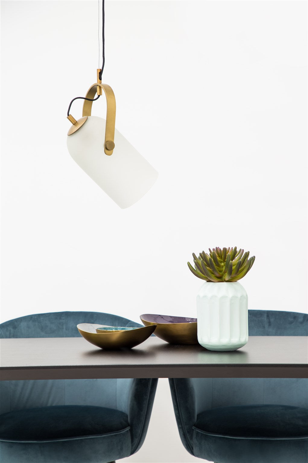 kayoom-vase-wanda-moderne-dekovase-aus-metall-matte-oberfl-che-uni-nicht-wasserd image 6