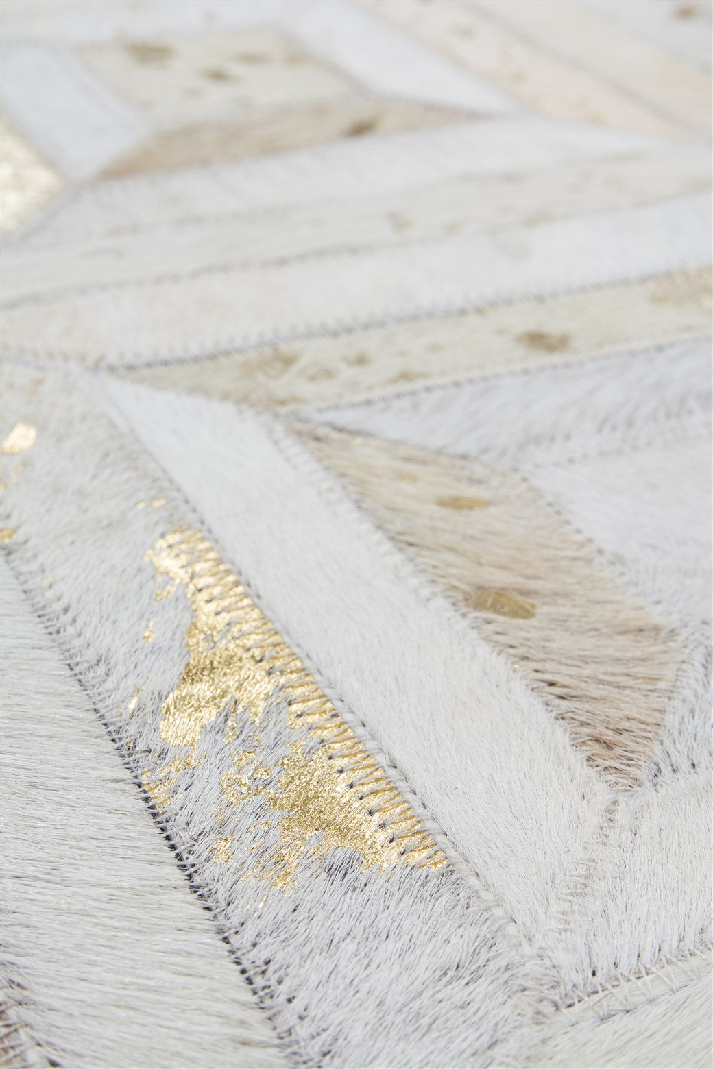 kayoom-lederteppich-spark-410-100-leder-metallic-applikationen-handgefertigt-120 image 4