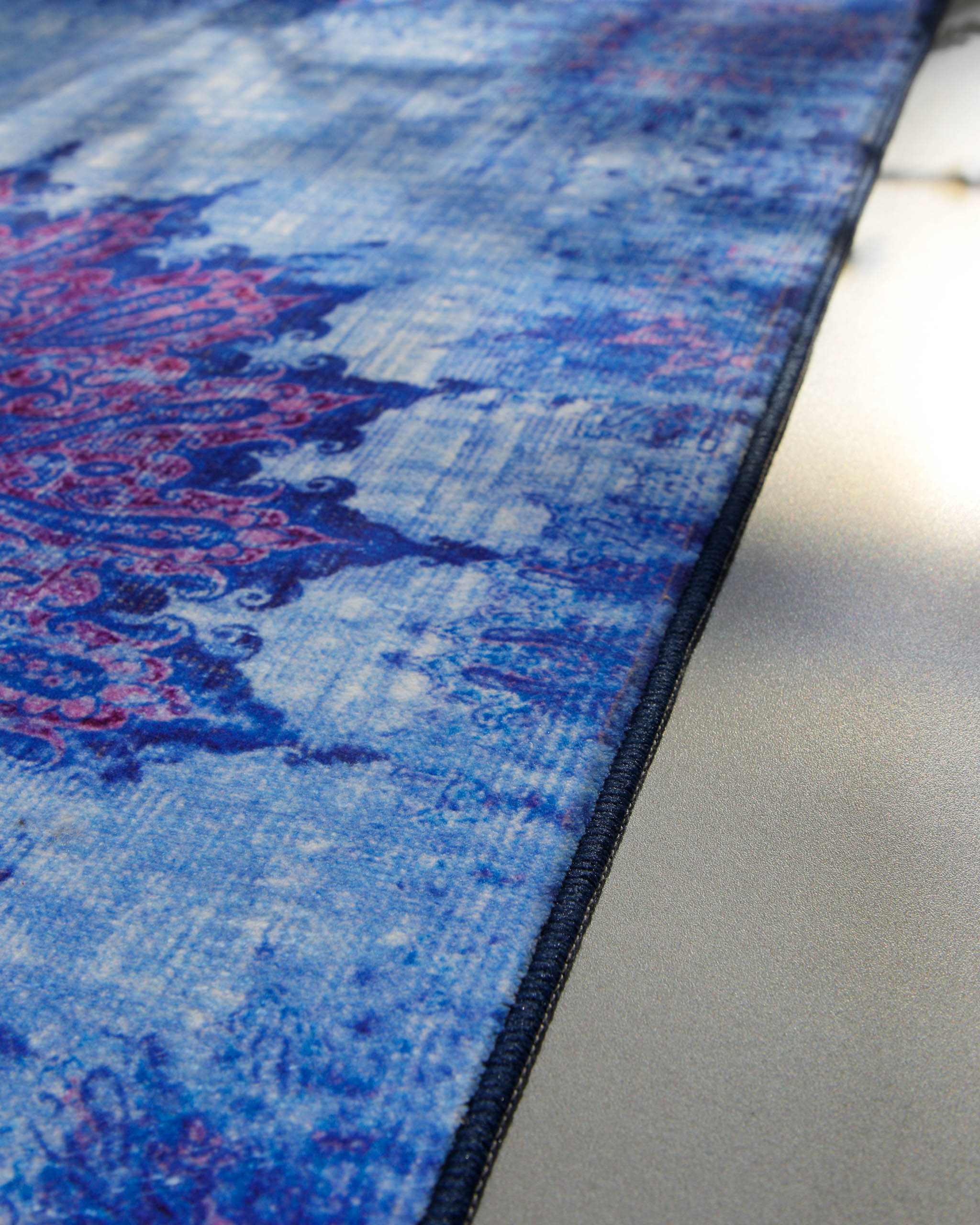 weconhome-healing-badteppich-blau-multi-eckig image 4