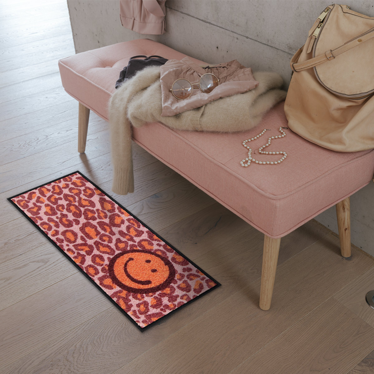 salonloewe-smile-leo-candy-minimatte-30-x-75-cm-bunte-schmutzfangmatte-mit-l-wen image 2
