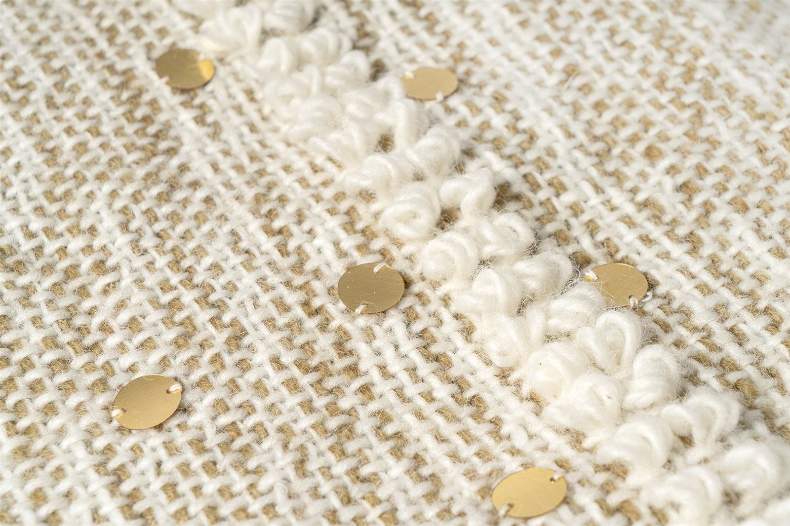 kayoom-decke-bohist-425-creme-khaki-kuscheldecke-aus-wolle-im-boho-stil-mit-fran image 3