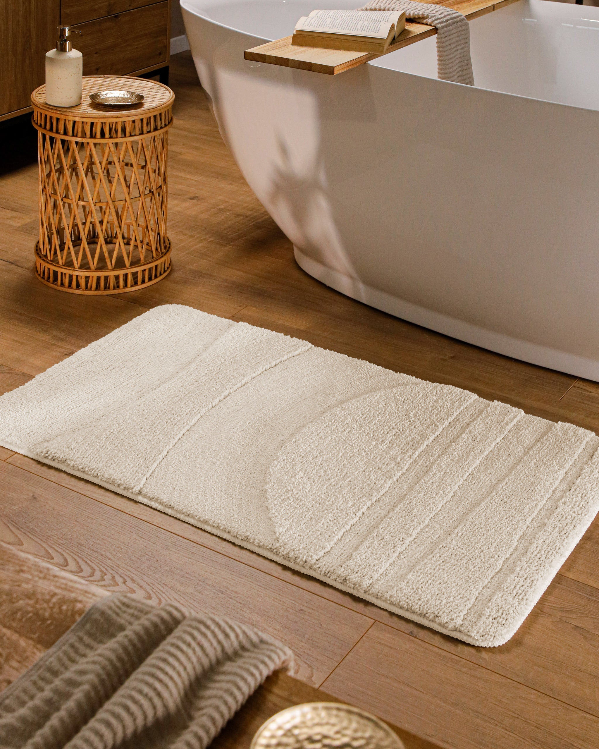 weconhome-bathking-badteppich-marc-creme-wei-getuftet-mit-tpe-r-cken-50x80-cm image 2
