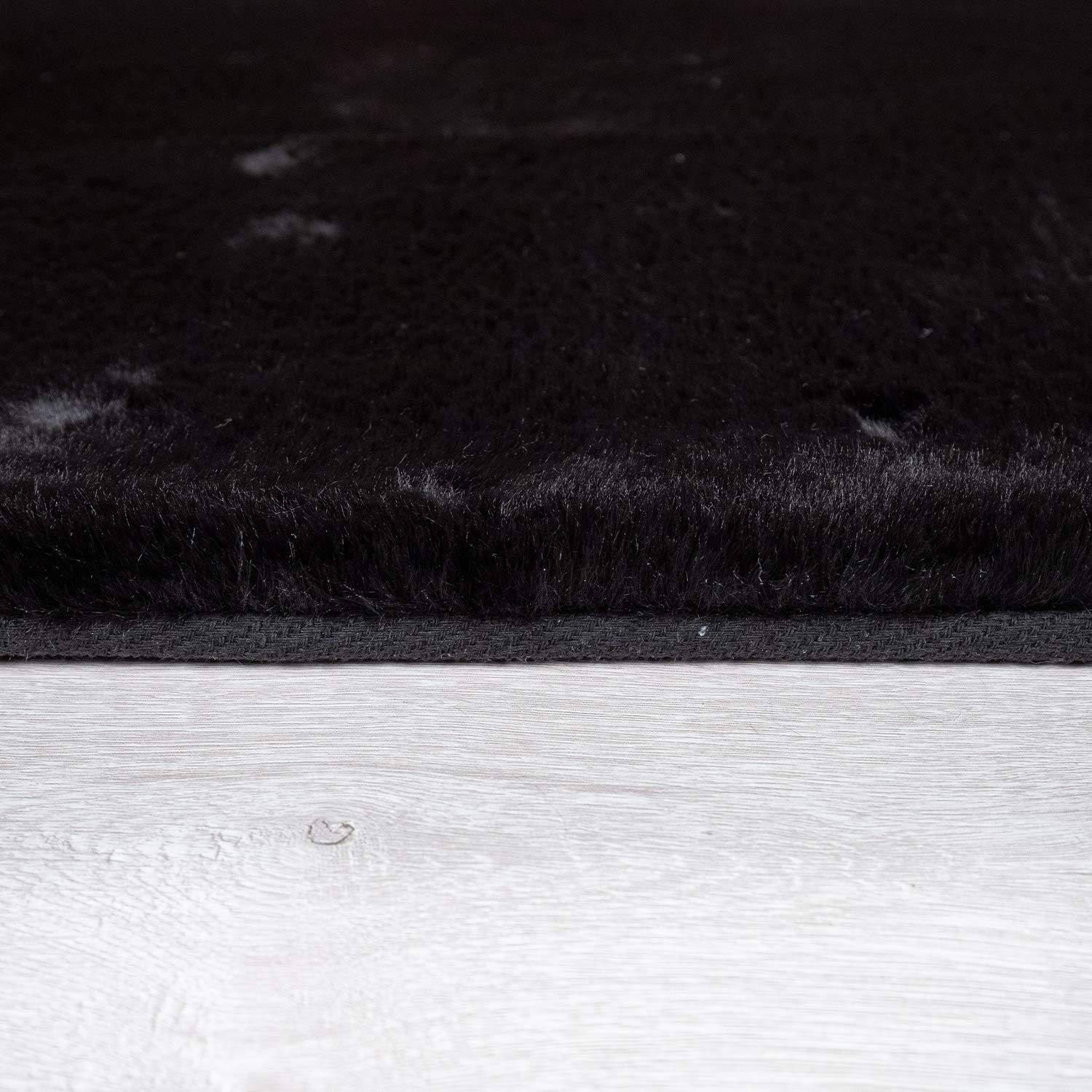 paco-home-rabbit-hochflor-teppich-schwarz-100x200-cm-kaninchenfell-imitat image 2