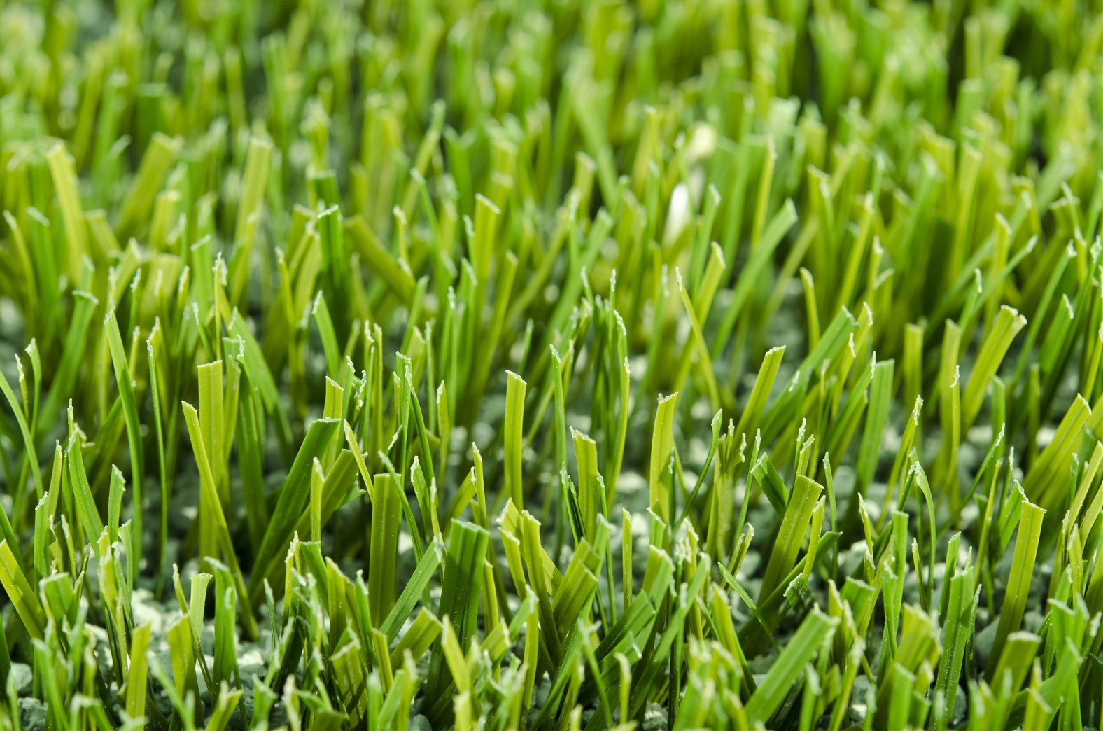 kayoom-grass-110-gr-n-k-nstlicher-grasteppich-f-r-balkon-und-terrasse image 4