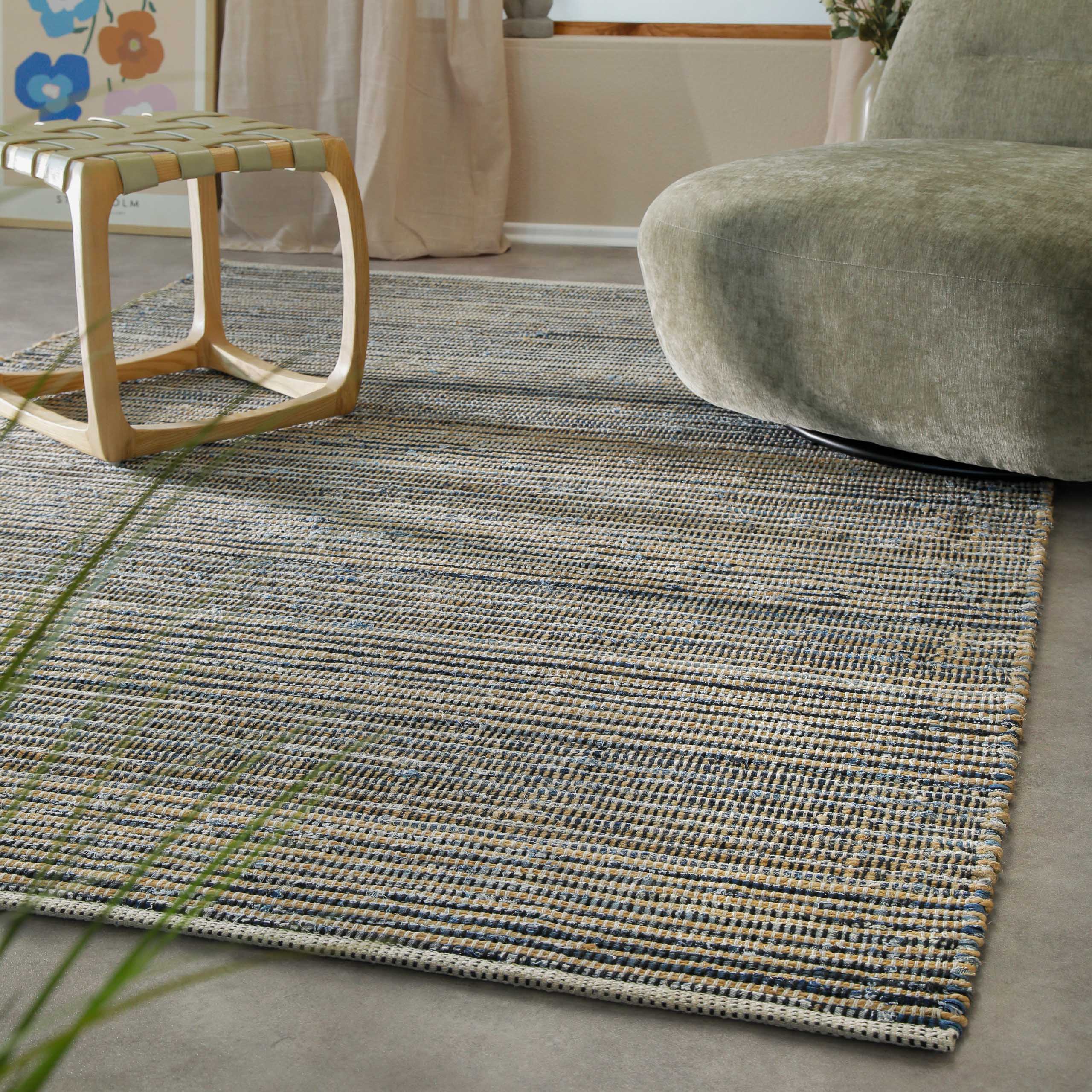 weconhome-denim-feels-handwebteppich-blau-kelim-jute-denim image 7