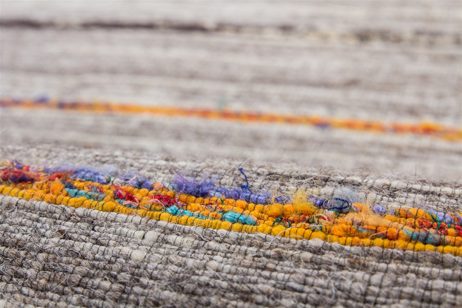 kayoom-duarte-110-handgewebter-kilim-aus-wolle-und-kunstseide-flacher-naturteppi image 4