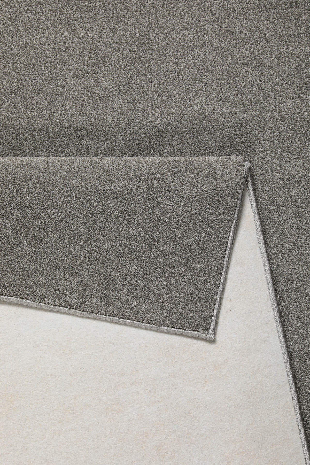 weconhome-kurzflorteppich-tim-grau-meliert-getuftet-100-synthetik-oeko-tex-zerti image 3