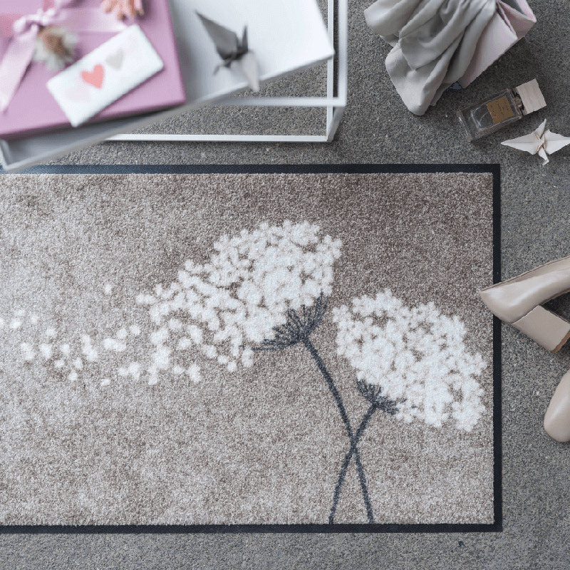 salonloewe-wishfull-blossom-taupe-fu-matte-50-x-75-cm image 2