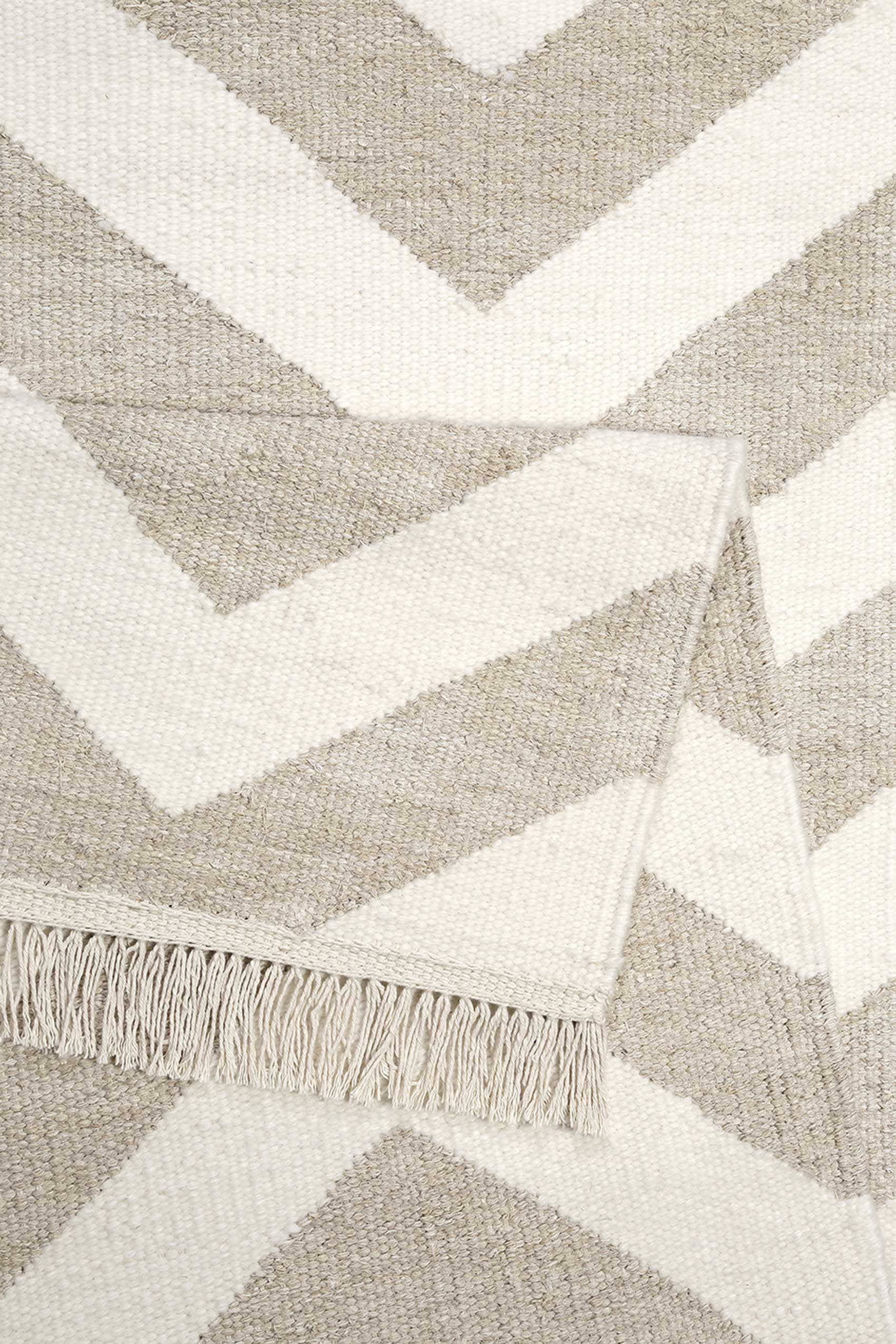weconhome-zig-zag-kelim-teppich-beige-aus-naturfaser-handgewebt-goodweave-zertif image 3