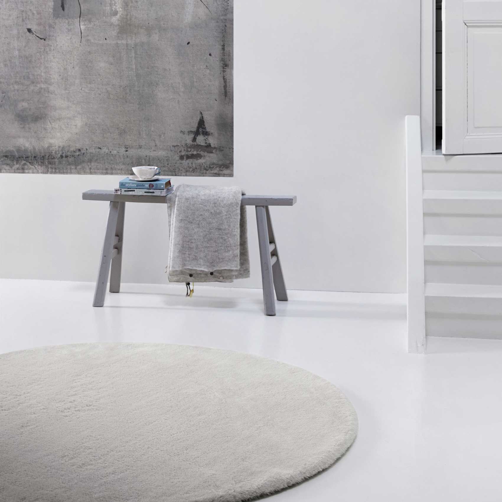 homie-living-by-weconhome-teppich-rund-vita-creme-beige-kunstfell-getuftet-kusch image 4