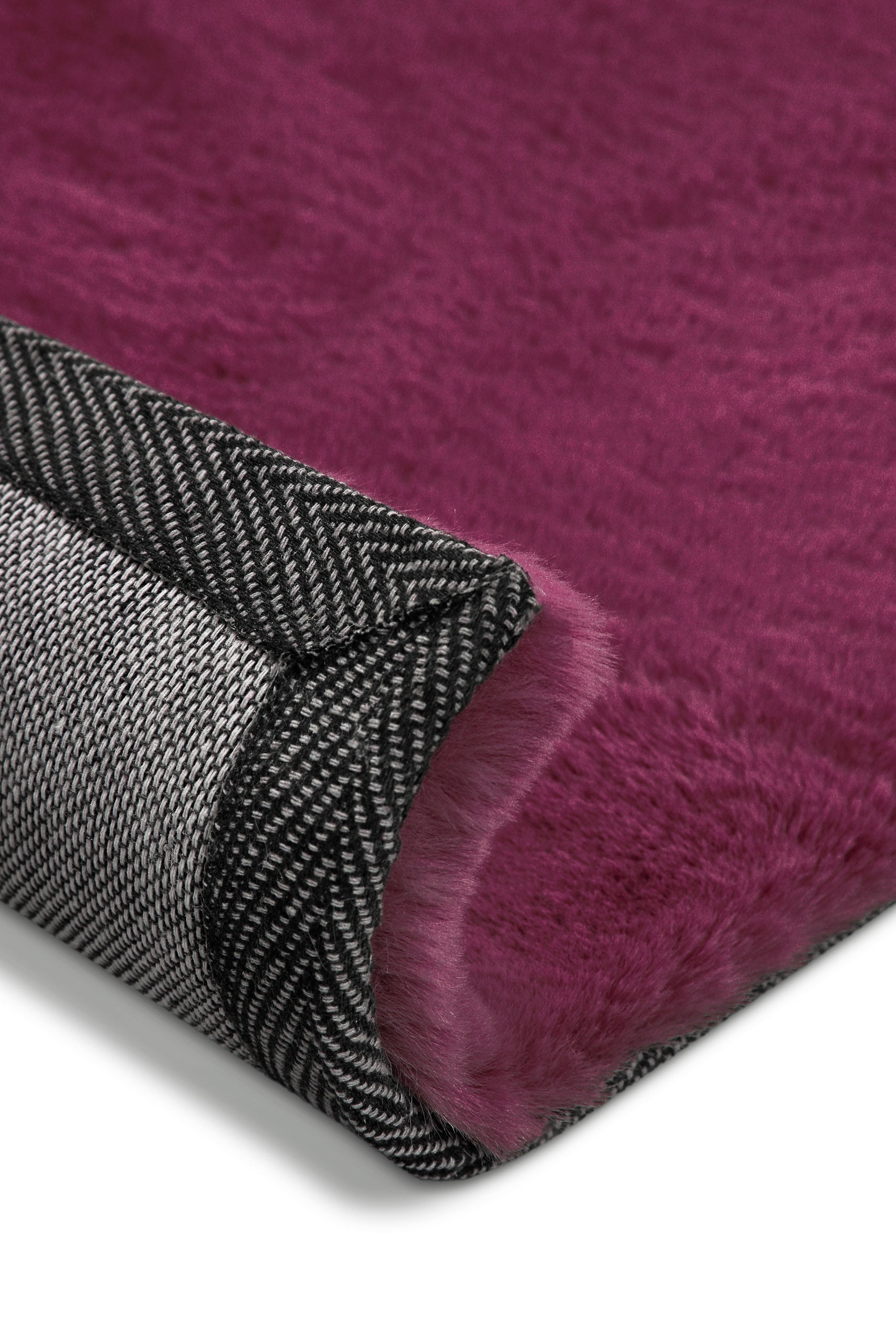 weconhome-basics-kunstfell-teppich-violett-flauschig-anna image 7
