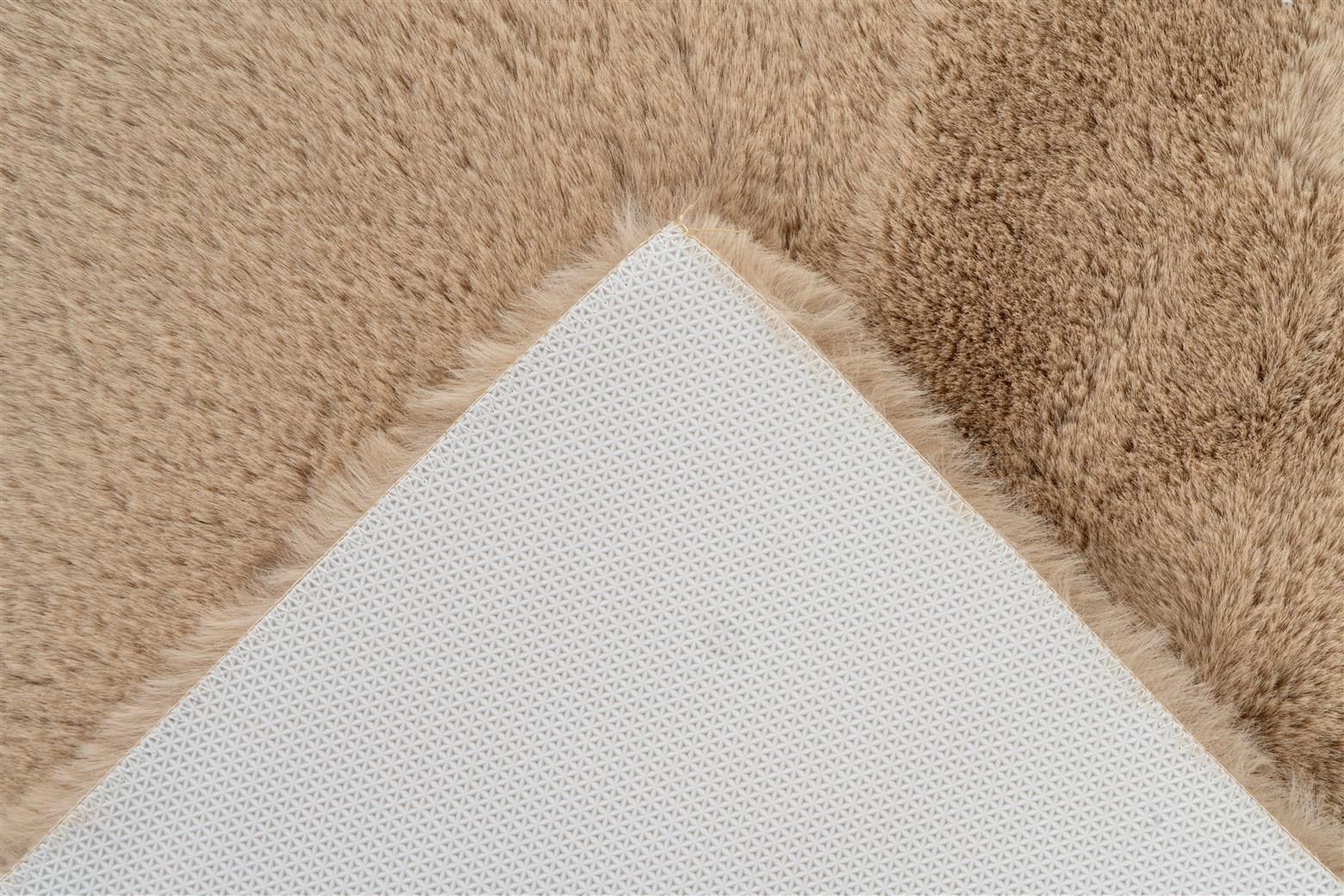 kayoom-badematte-rabbit-425-kuscheliger-badteppich-im-hasenkunstfell-look image 5