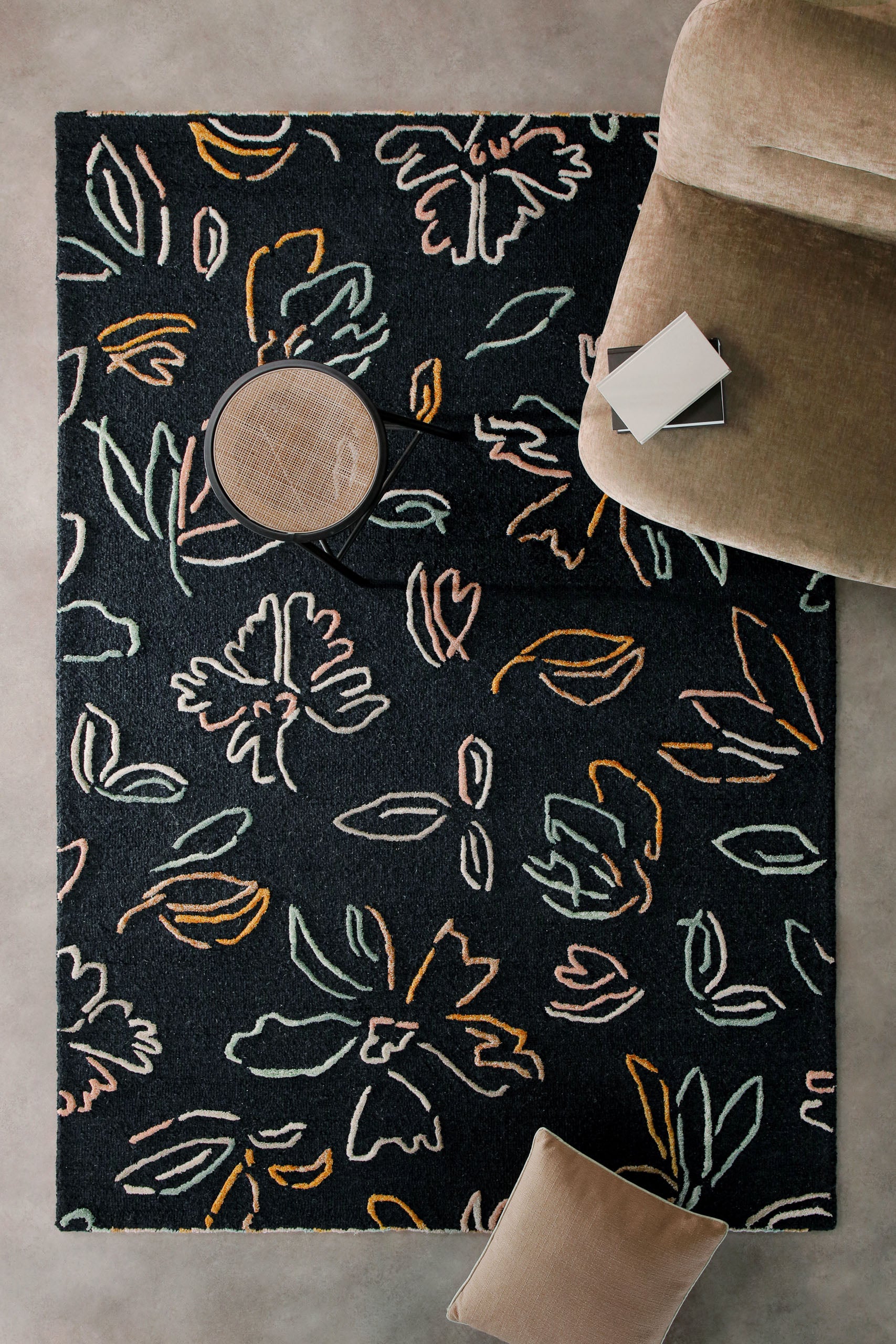 weconhome-vee-kurzflorteppich-anthrazit-schurwolle-floral image 4