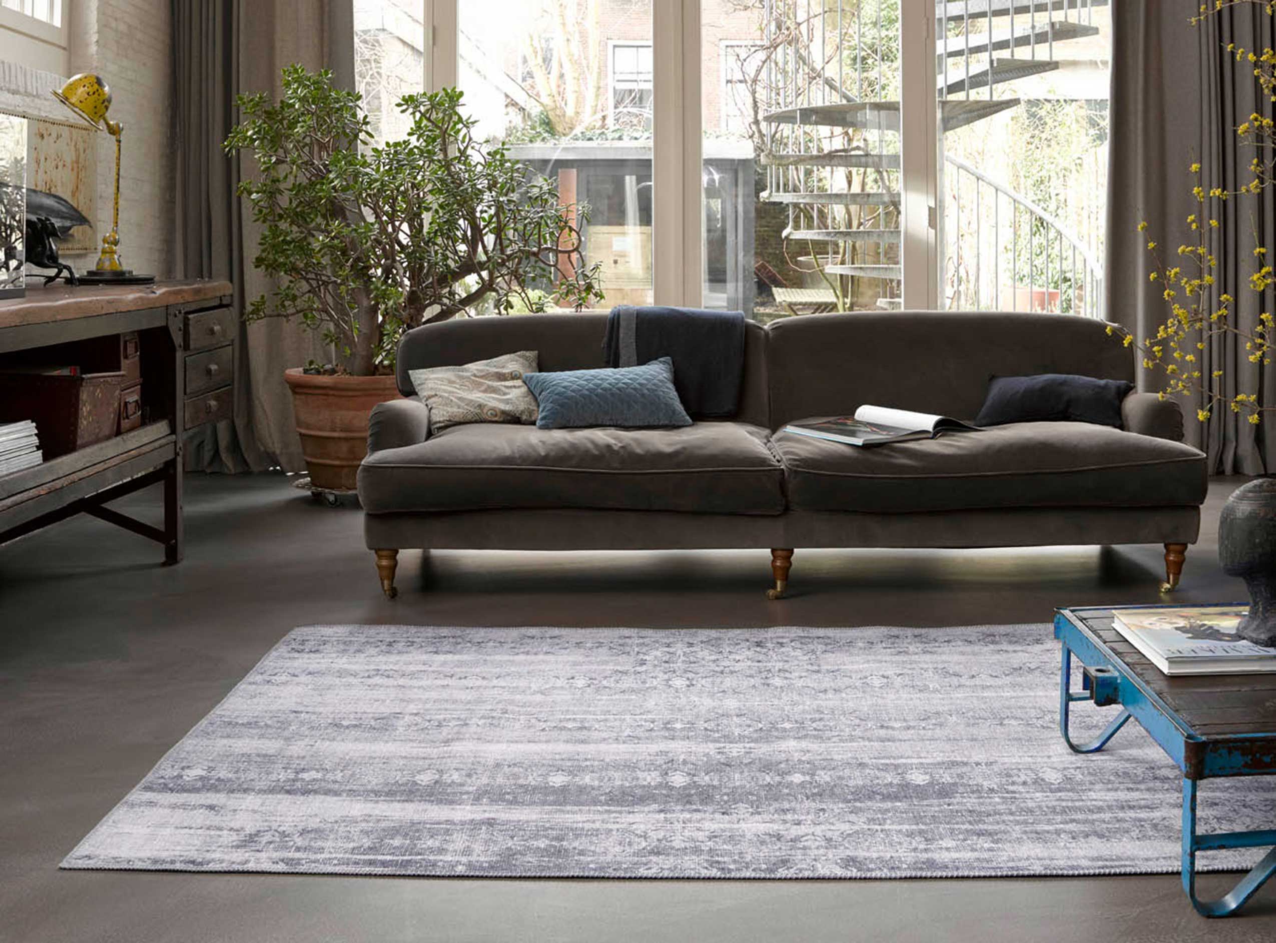 weconhome-vintage-teppich-alaska-grau-silber-maschinengewebter-kurzflor-oeko-tex image 8