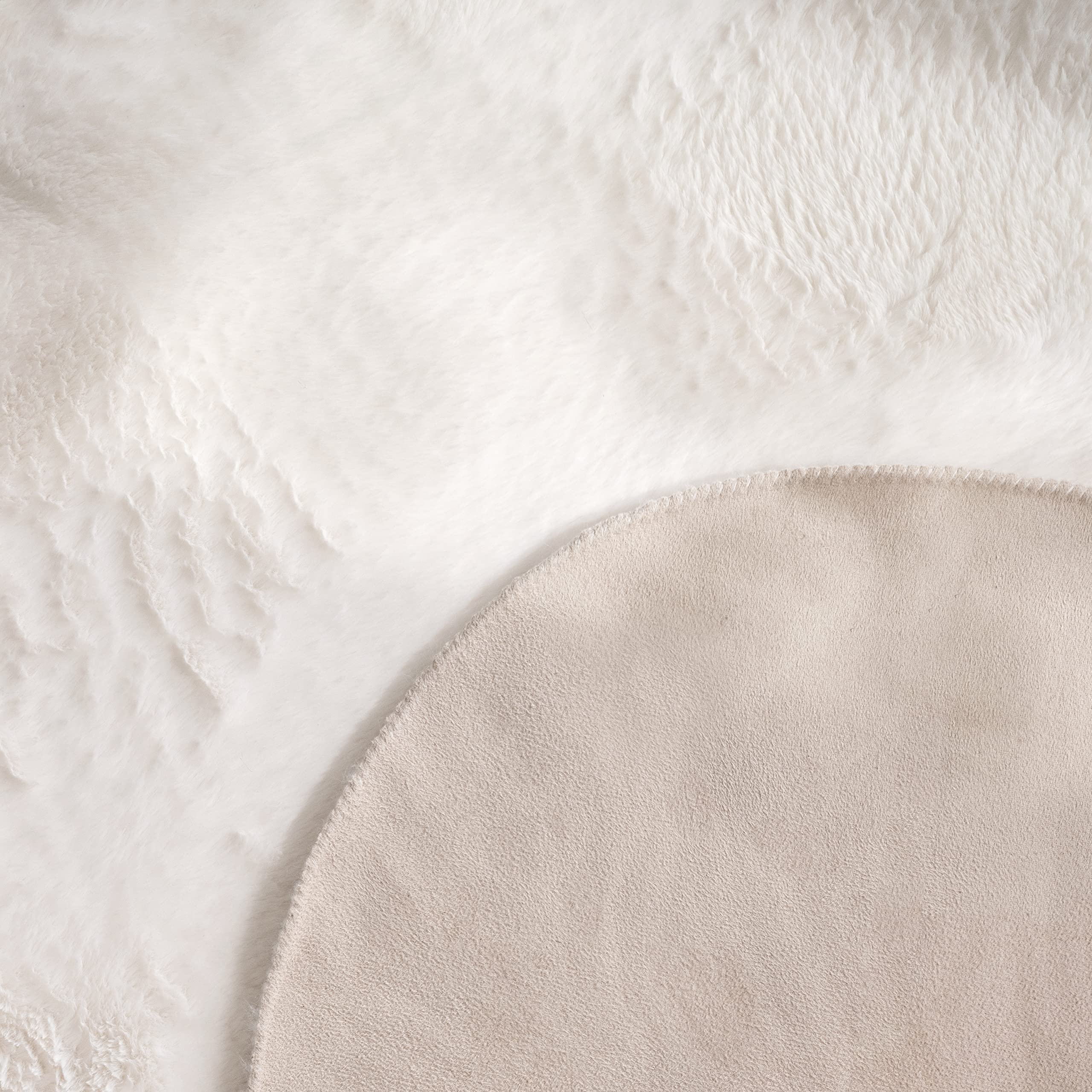 paco-home-kunstfell-teppich-fell-form-creme-120x160-cm-waschbar image 4