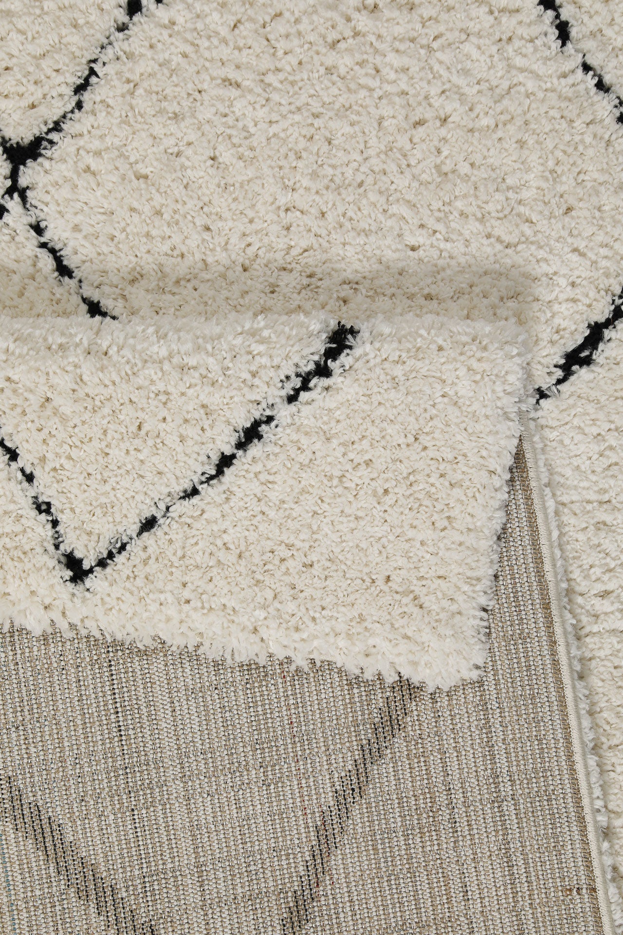 weconhome-studio-two-teppich-in-creme-beige-im-berber-style-gewebter-webteppich- image 4