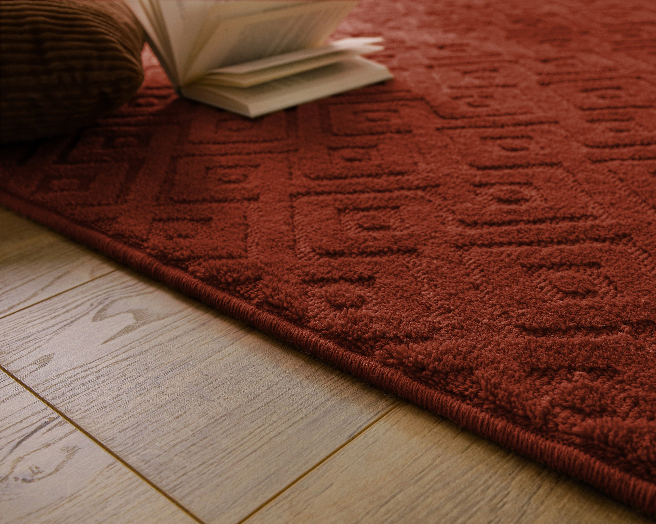 weconhome-kurzflor-teppich-castello-two-schurwolle-kaminrot-handgewebt image 8