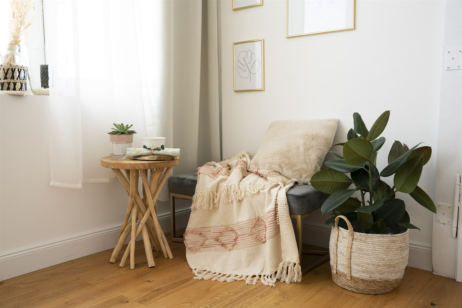 kayoom-decke-bohist-225-rosa-creme-wolle-boho-style-mit-fransen-und-quasten image 2