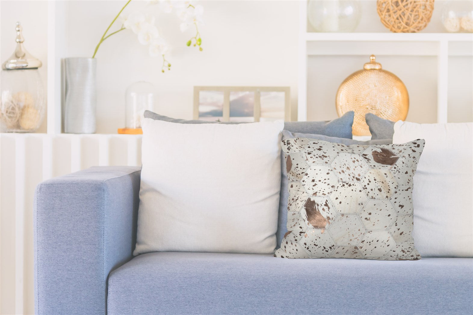 kayoom-spark-pillow-210-lederkissen-handgefertigtes-unikat-aus-edlem-leder-pfleg image 3