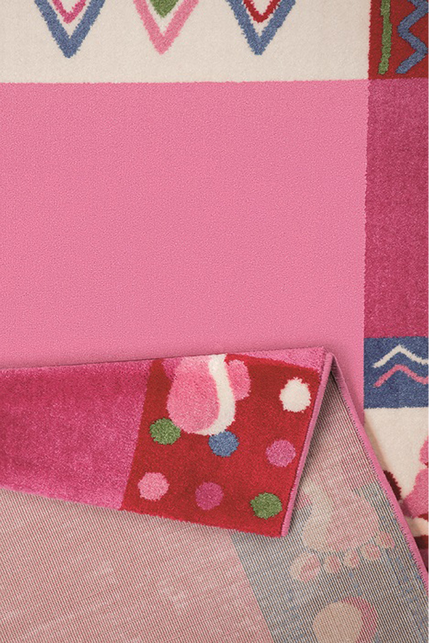 weconhome-hand-feet-kinderteppich-rosa-pink-patchwork image 3