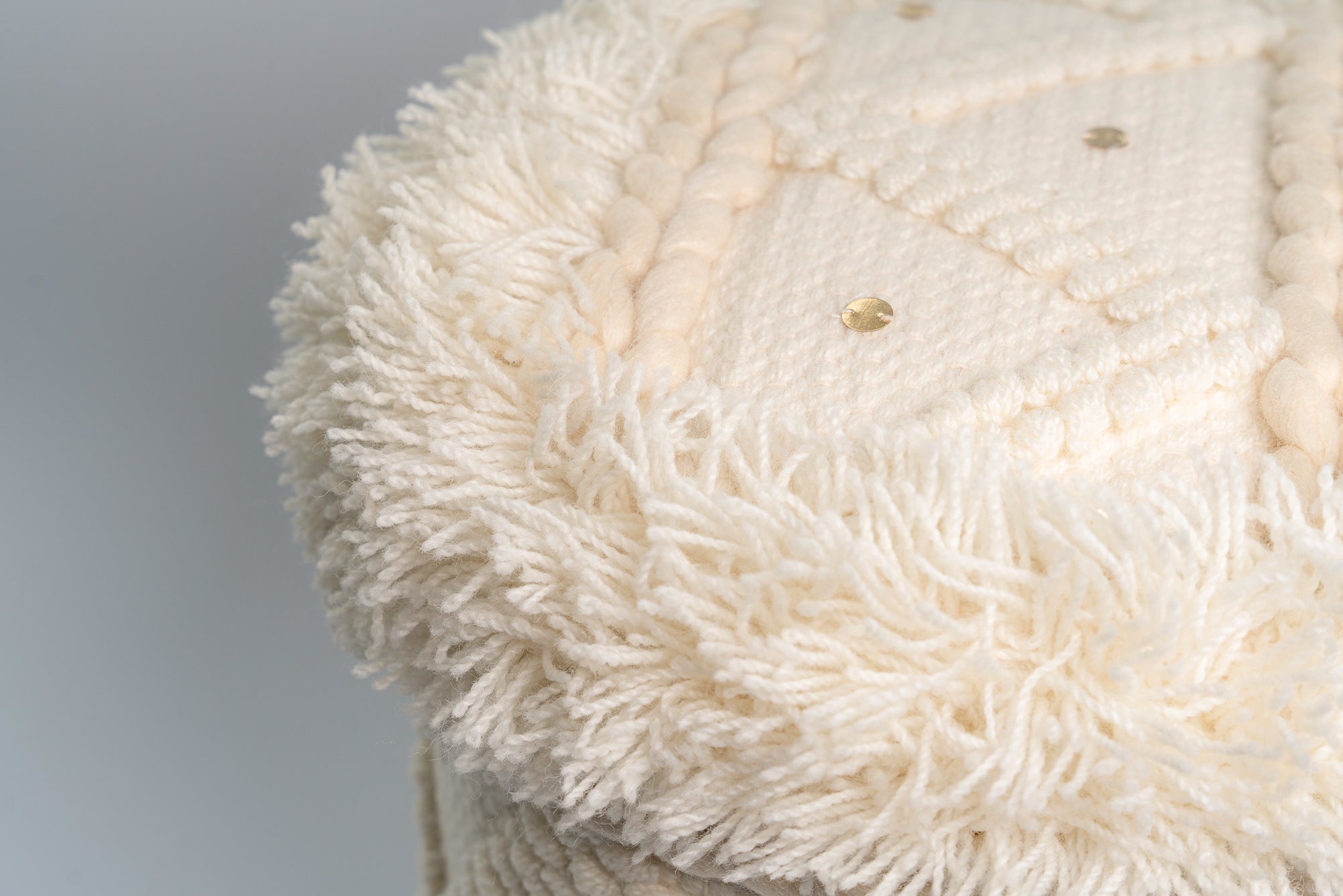 kayoom-pouf-bohist-525-hocker-im-boho-stil-mit-fransen-und-quasten image 8