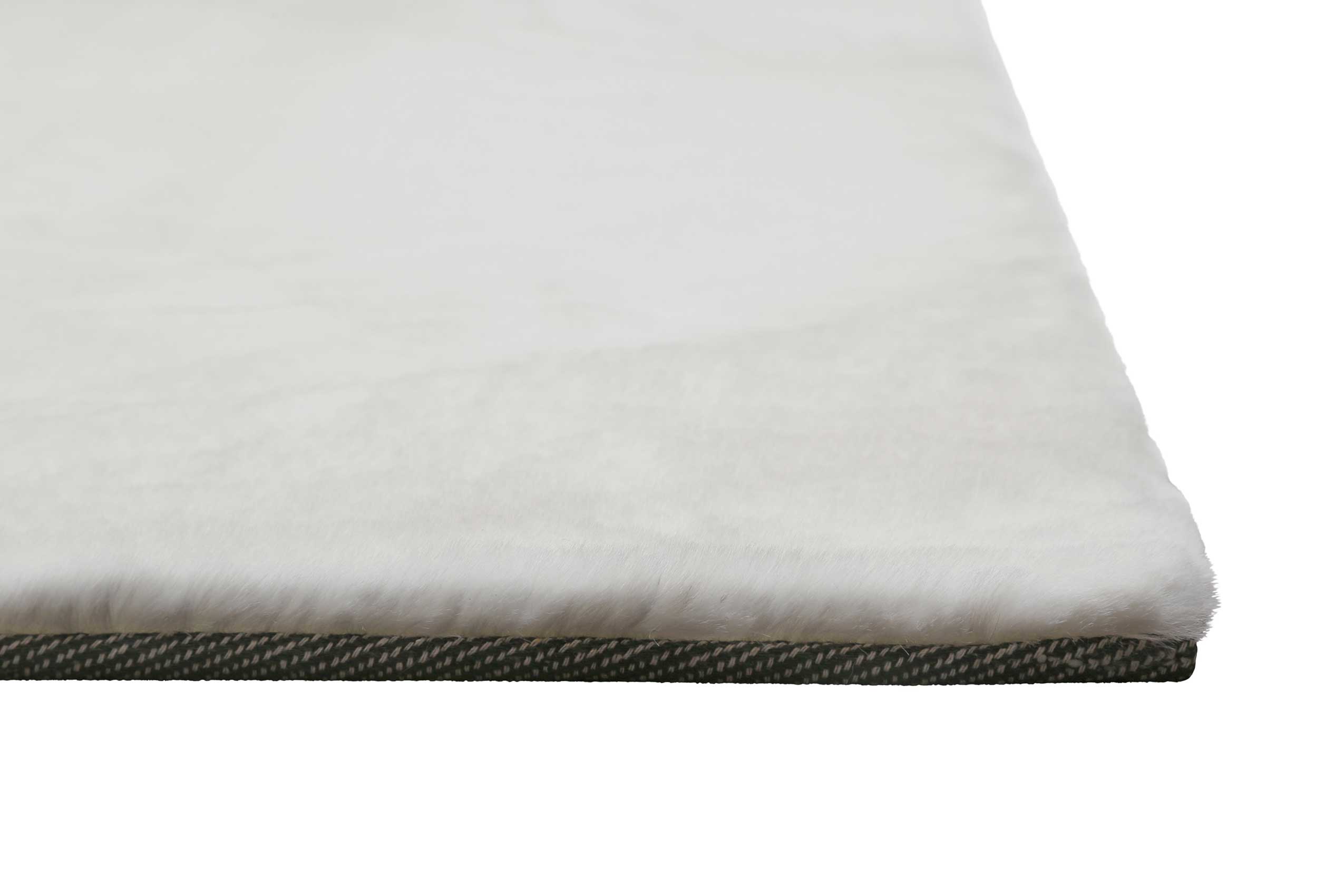 weconhome-basics-kunstfell-teppich-anna-wei-flauschiger-hochflor-aus-100-polyest image 5
