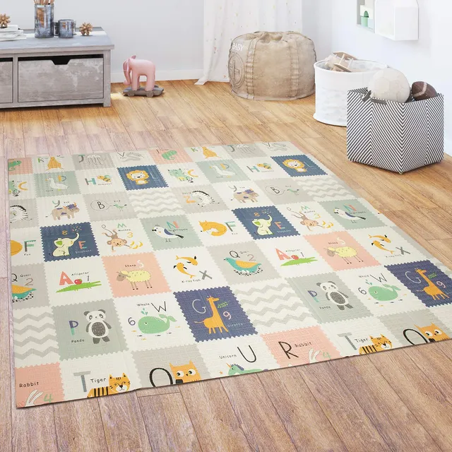 paco-home-spielmatte-krabbelmatte-180x200-cm-wei-tier-motiv-wendbar image 1