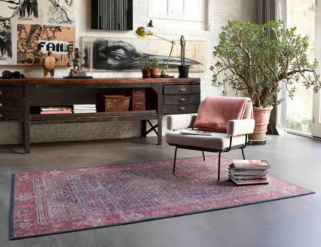 weconhome-vintage-teppich-flashback-rot-blau-gewebt-120x170-cm image 1