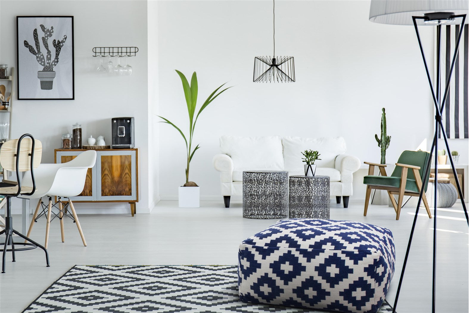 kayoom-unwind-pouf-cushion-set-260-2-teilig-hocker-und-sitzkissen-wei-blau image 3