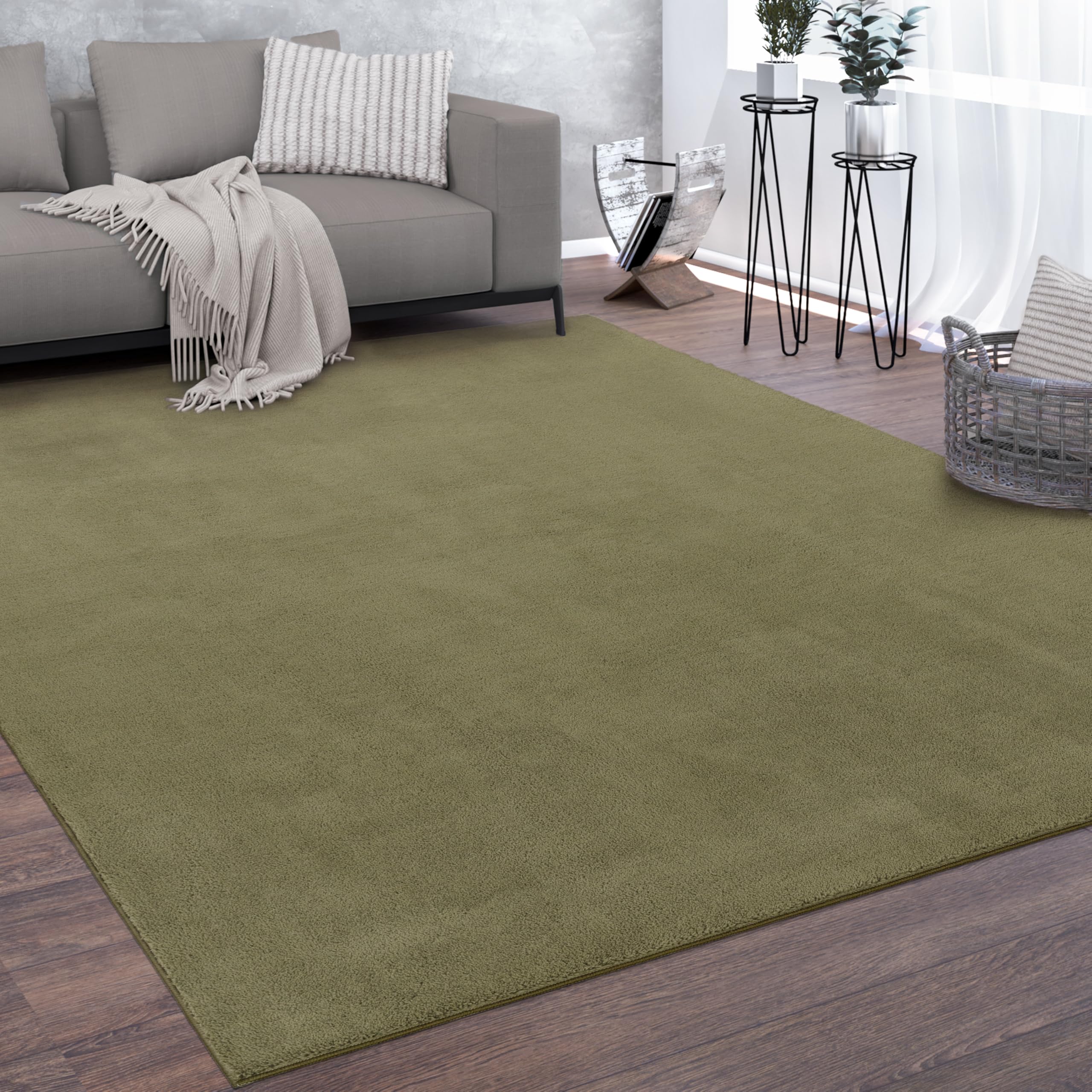paco-home-wohnzimmerteppich-kurzflor-240x340-cm-gr-n-weich-rutschfest-waschbar-1 image 1