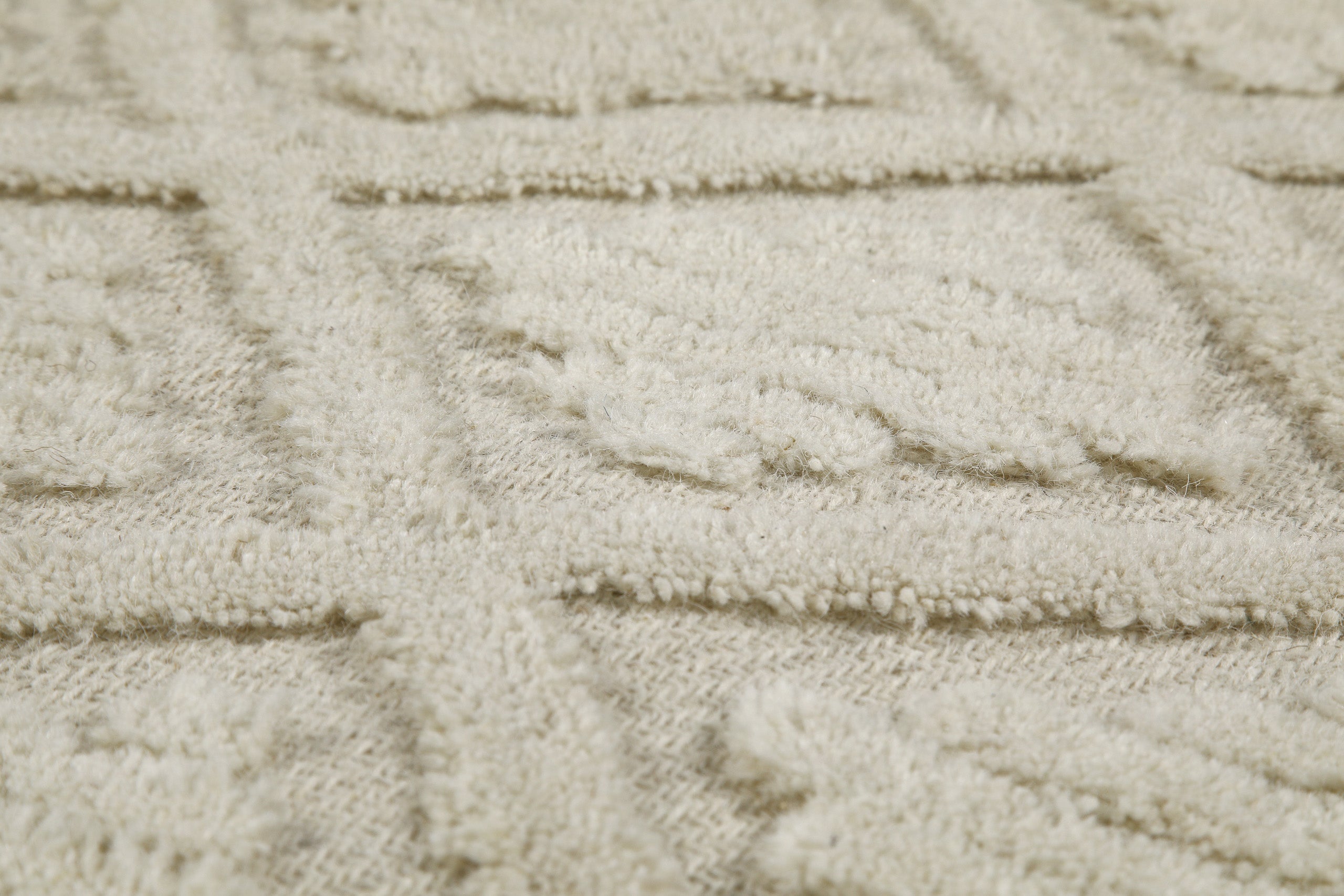 weconhome-kurzflor-teppich-rund-creme-wei-aus-schurwolle-hamptons-seventeen-hand image 5