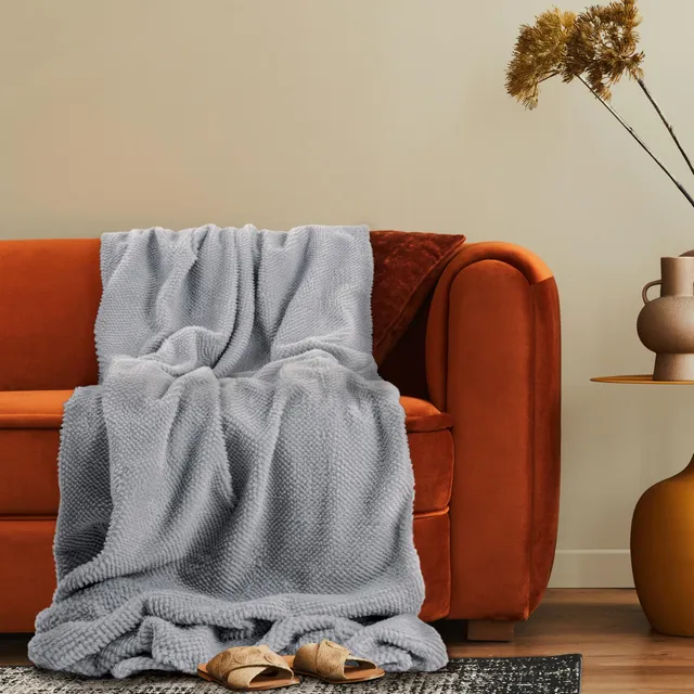 paco-home-kuscheldecke-tagesdecke-grau-150x200-cm image 1
