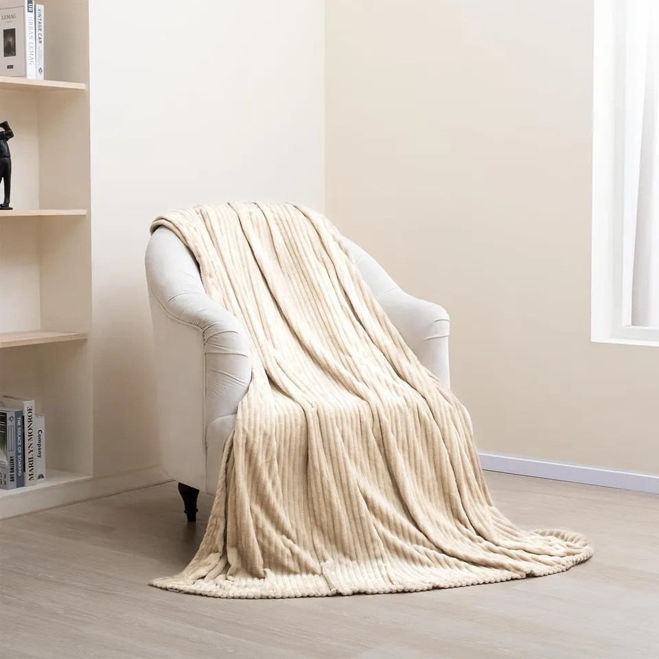 paco-home-kuscheldecke-flauschig-150x200-cm-camel-100-polyester-wohndecke-f-r-so image 1