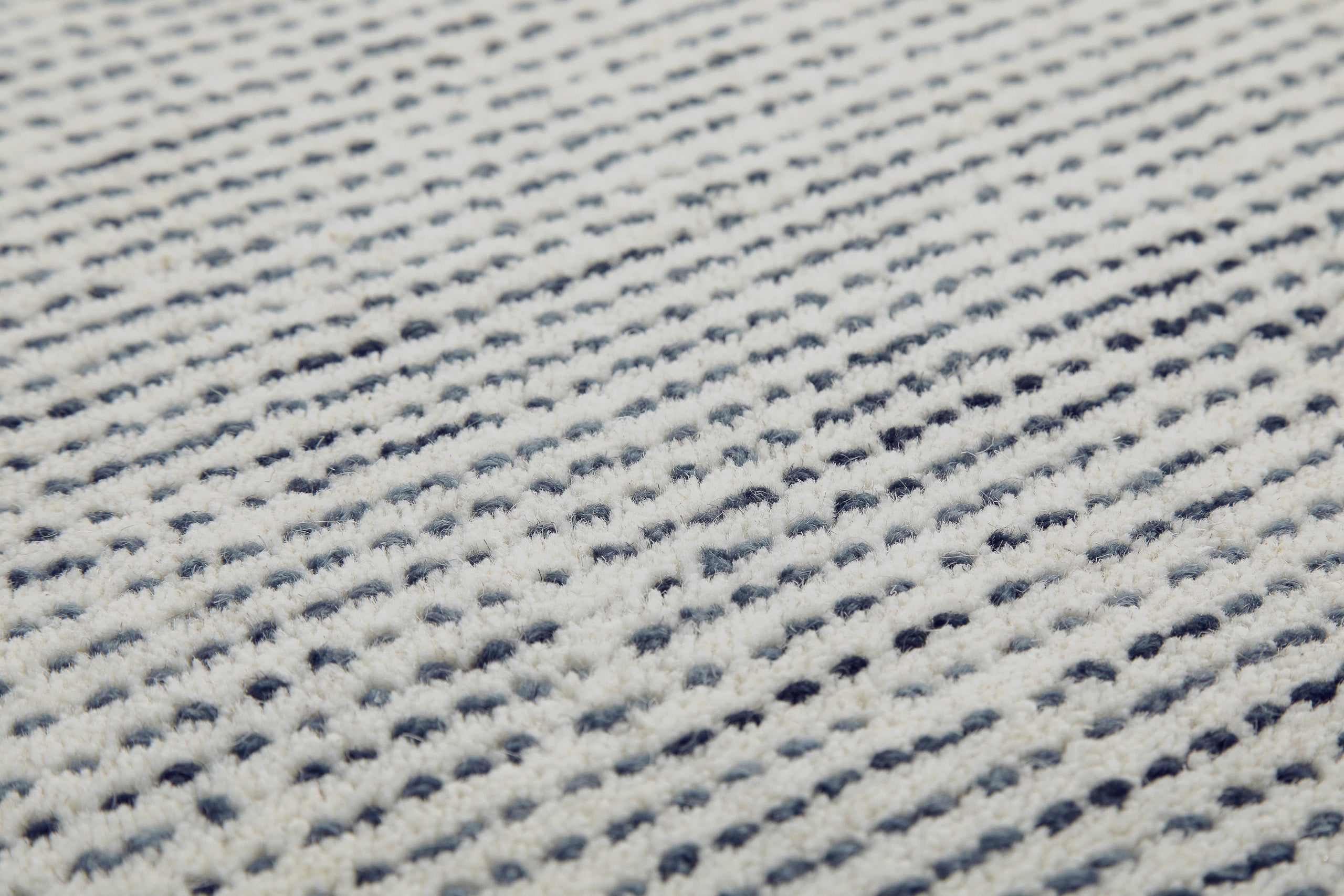 weconhome-kurzflor-teppich-blau-hamptons-thirtytwo-handgetuftet image 8